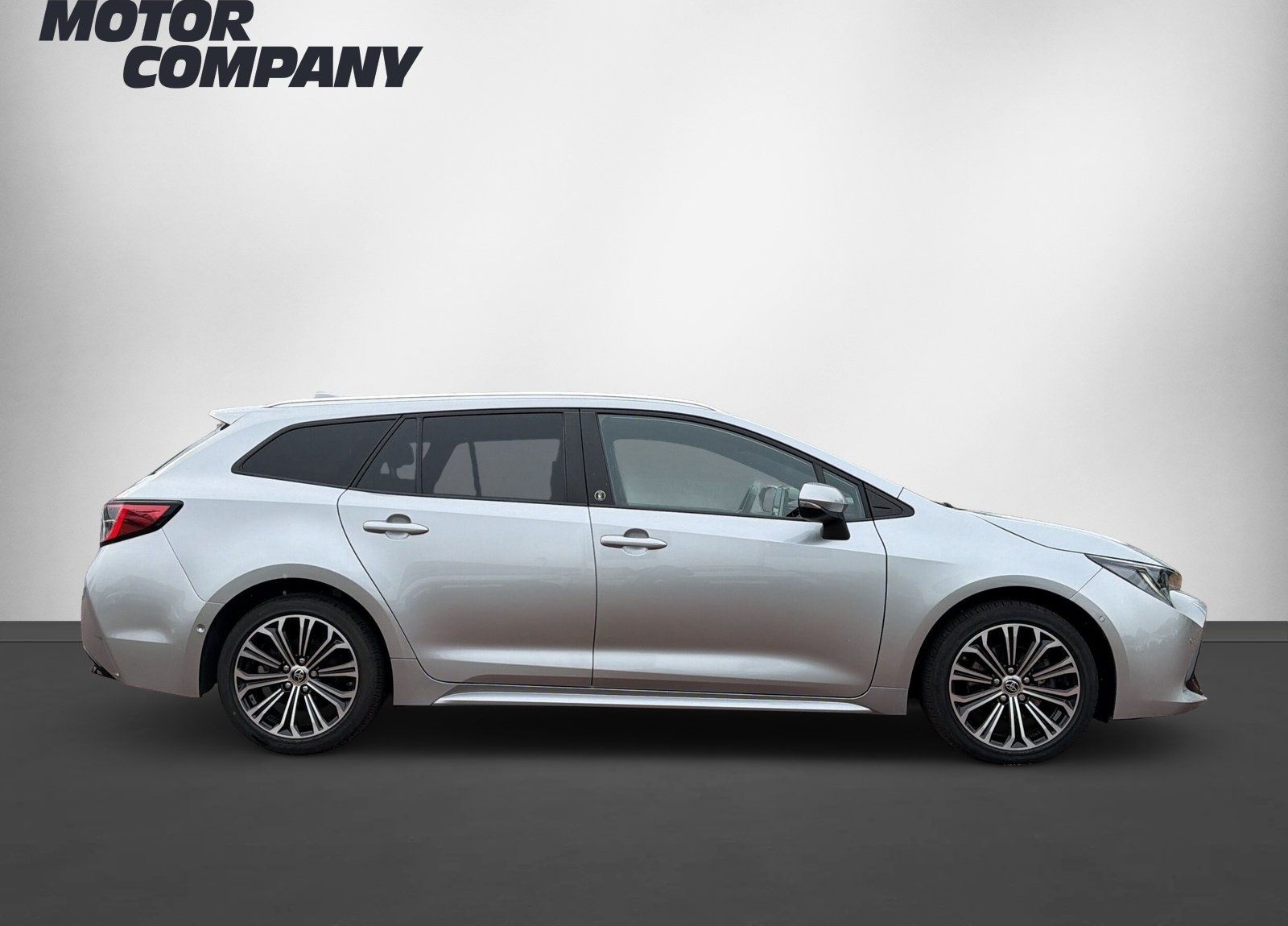 Toyota Corolla Touring Sports 2.0 Hybrid Team Deutschla foto 17