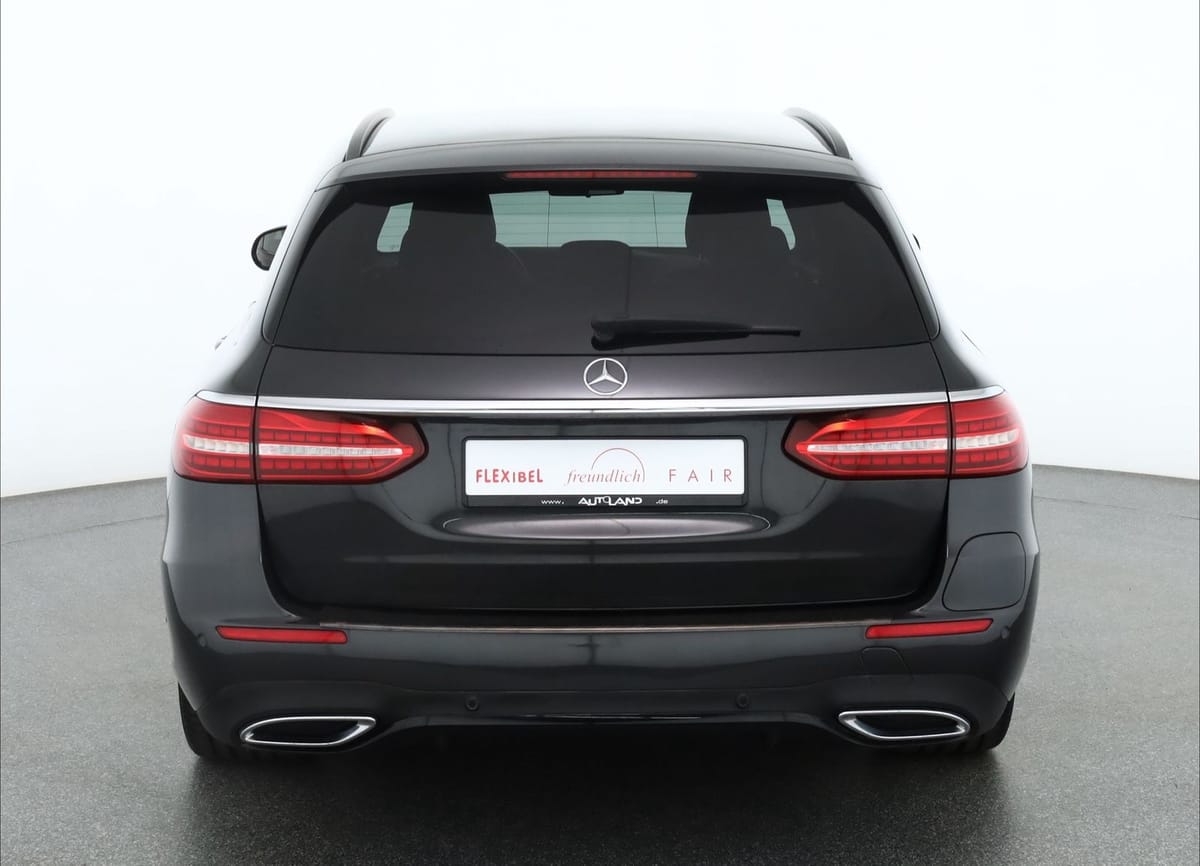 Mercedes-Benz E300 e T AMG Line LED Standheizung Kamera foto 4