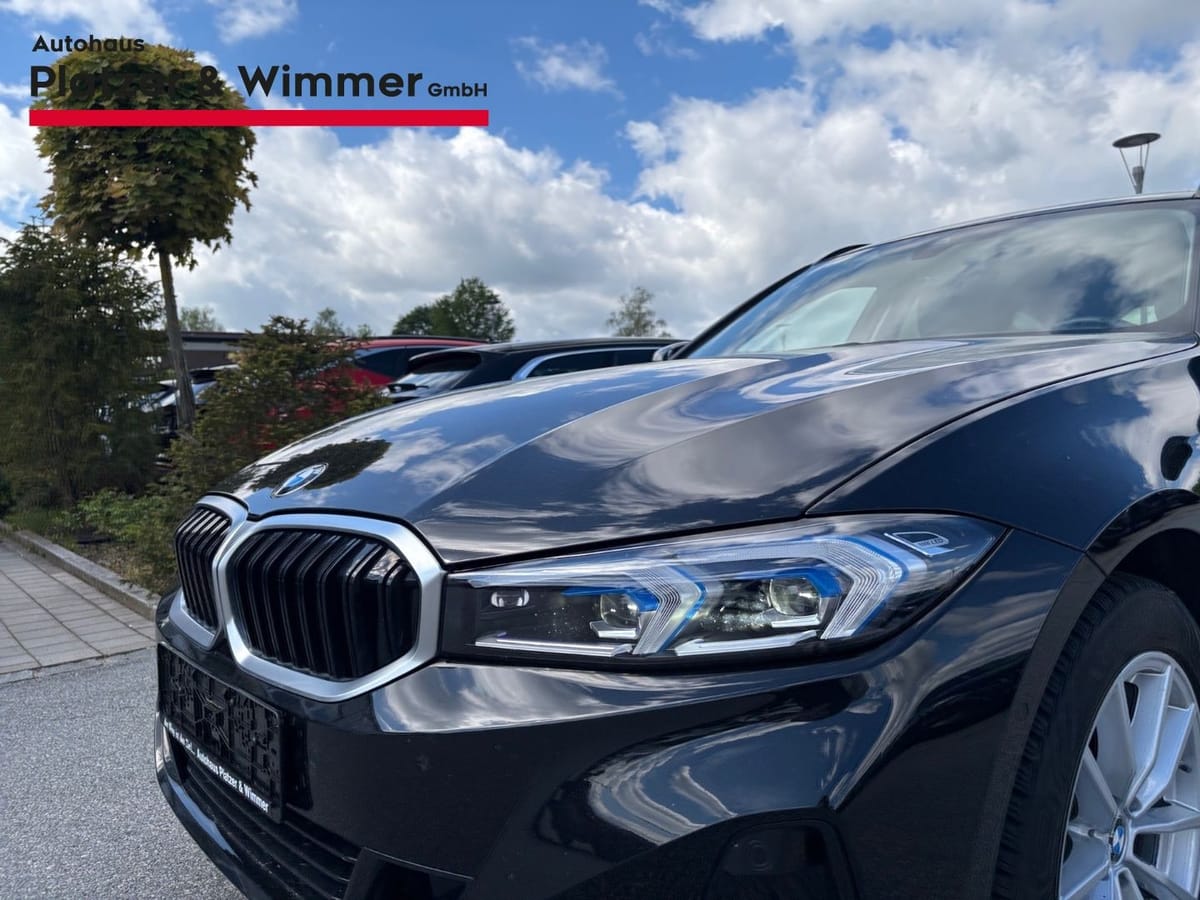 BMW 318 i Touring Park-Assistent HUD Navi Digitales foto 3
