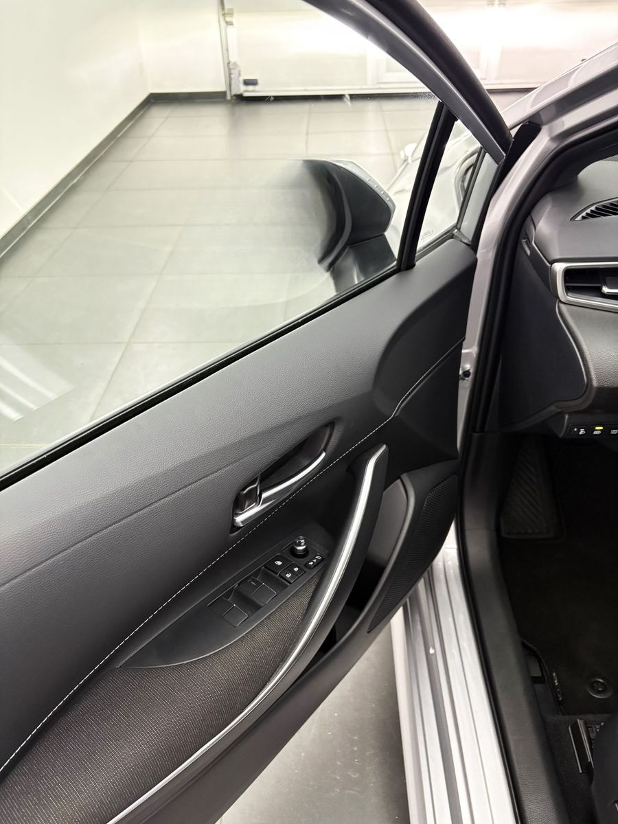 Toyota Corolla 1.8 Hybrid R-Kam#ACC#LED#Sitz-/Lenkradhz foto 8