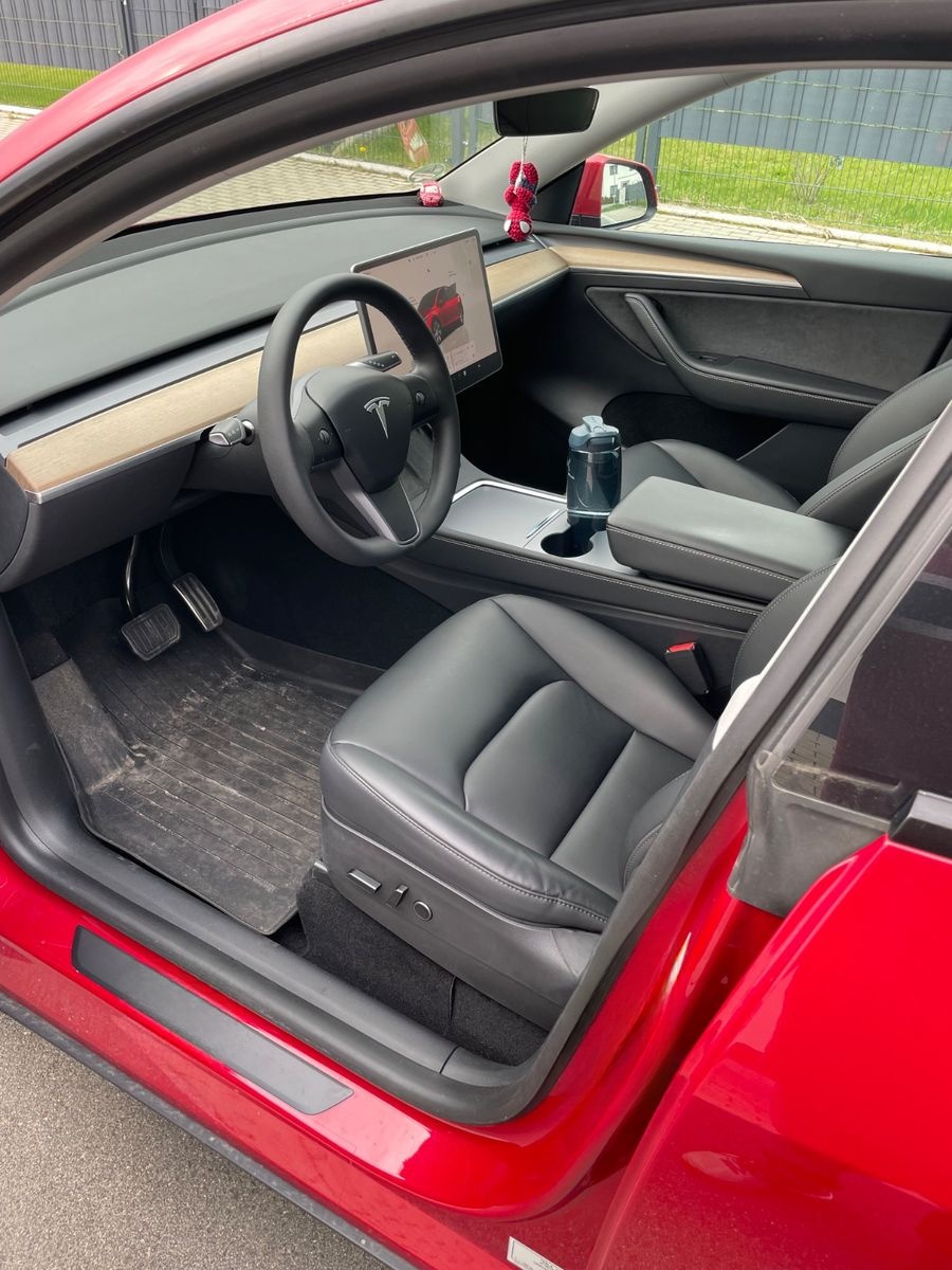 Tesla Model Y Long Range Dual Motor AWD EAP foto 6
