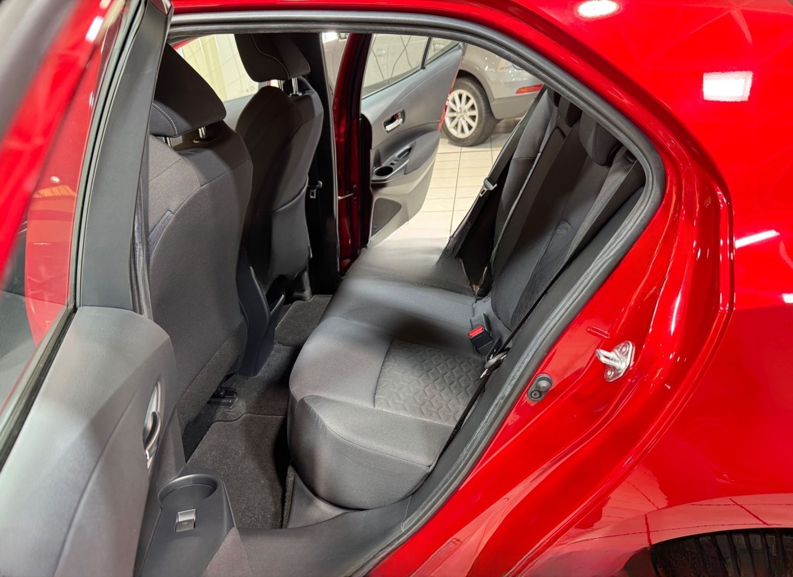 Toyota Corolla Sport*1.HD*Navi*Winterpaket*Kamera*AHK* foto 15