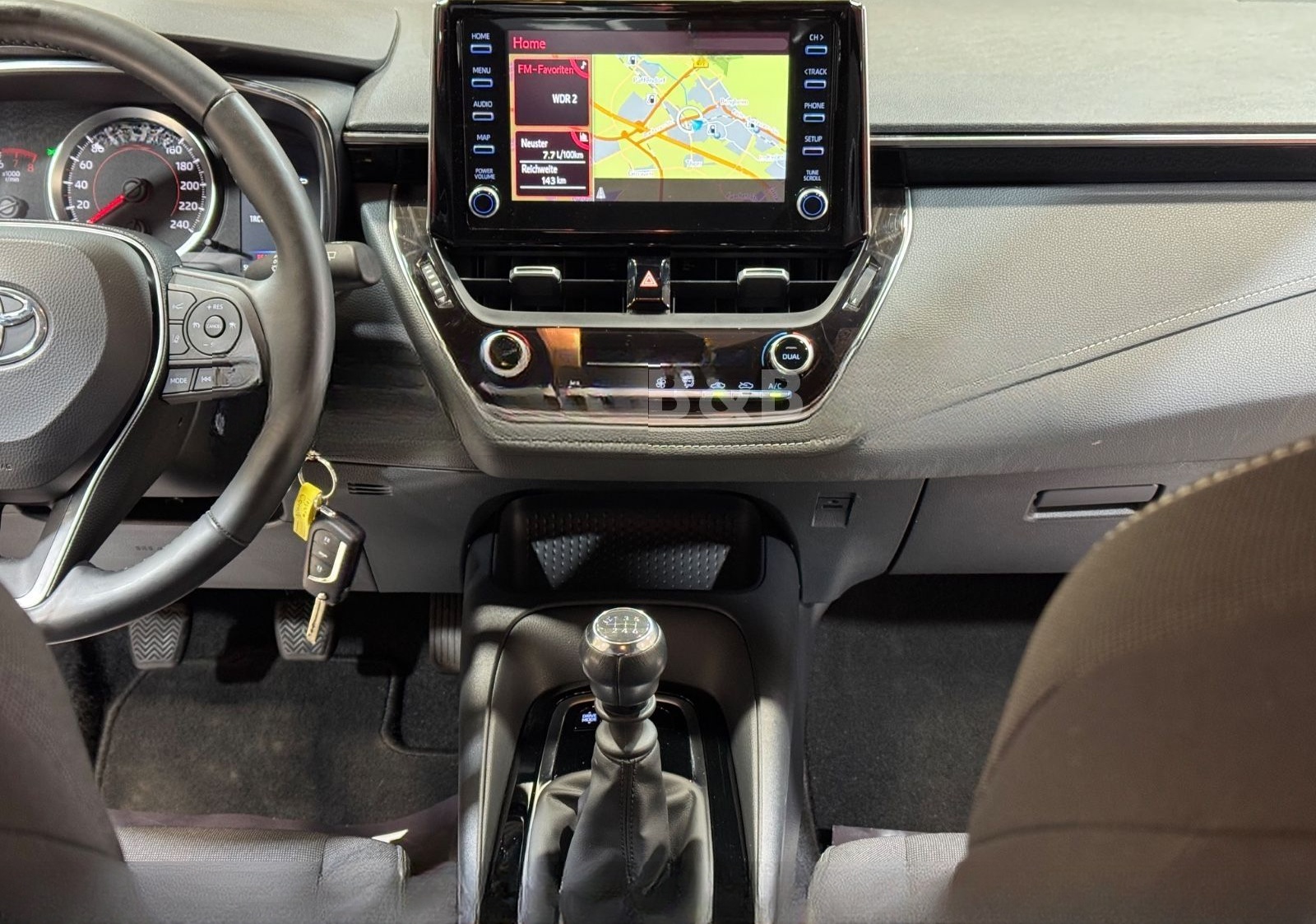 Toyota Corolla Sport*1.HD*Navi*Winterpaket*Kamera*AHK* foto 24