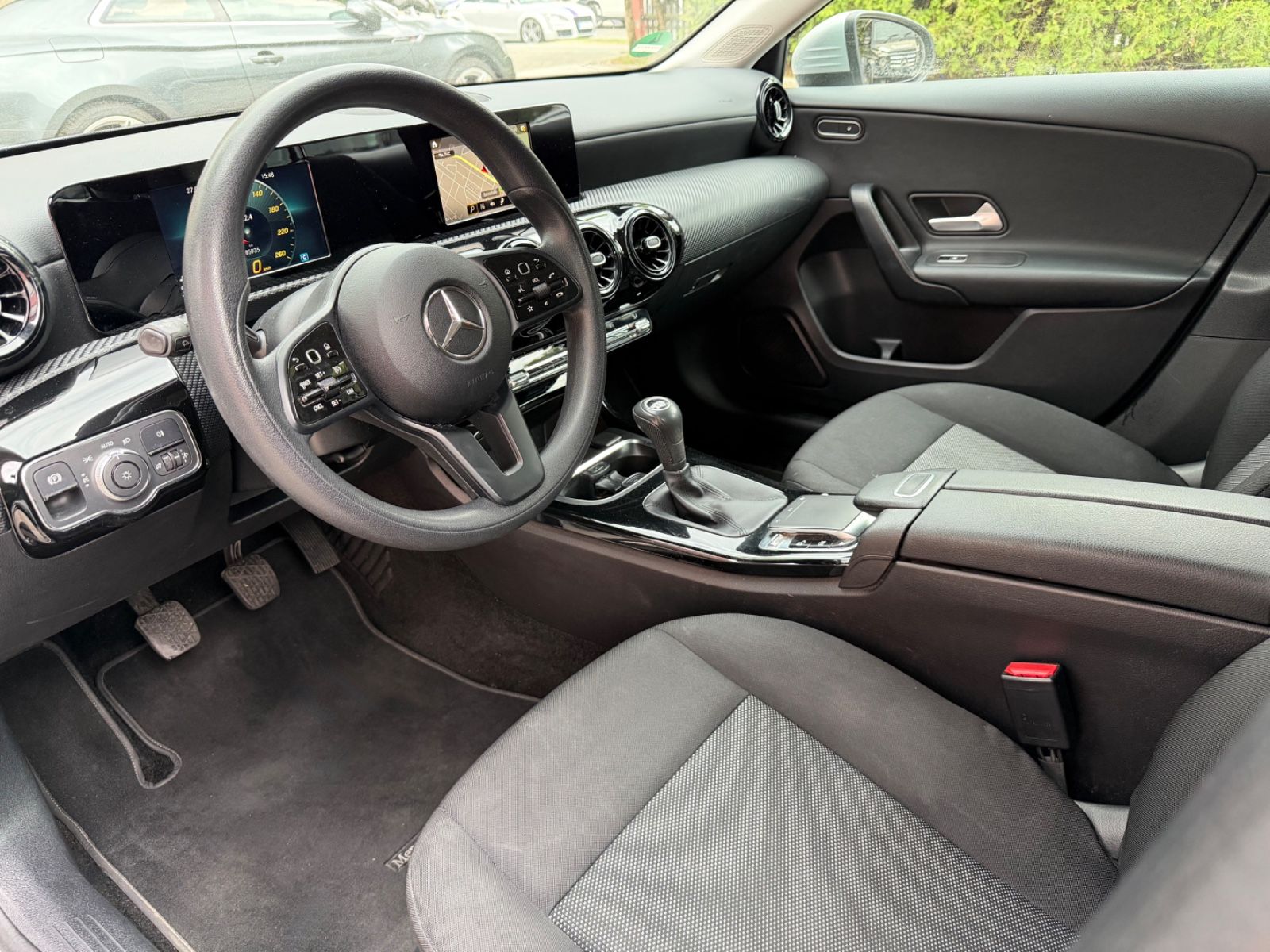 Mercedes-Benz A 200 *Navi*Alufelgen*EURO6*PDC vorne und hinten foto 12