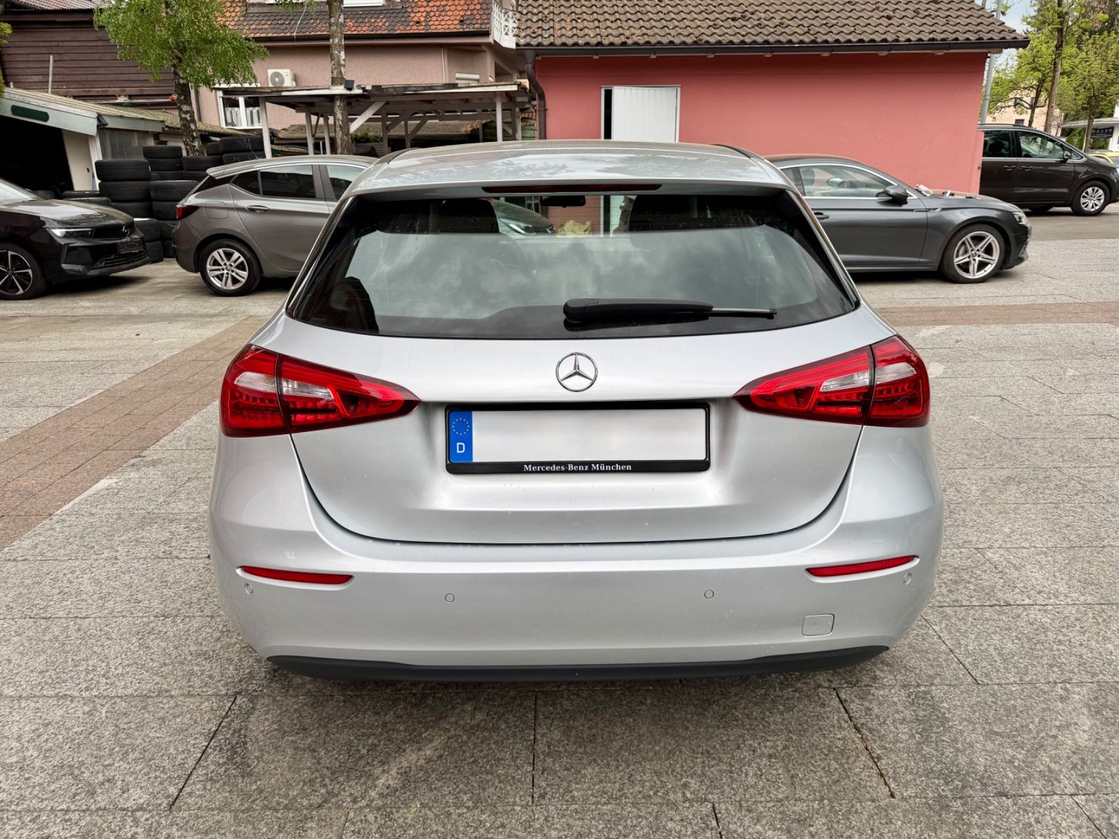Mercedes-Benz A 200 *Navi*Alufelgen*EURO6*PDC vorne und hinten foto 9