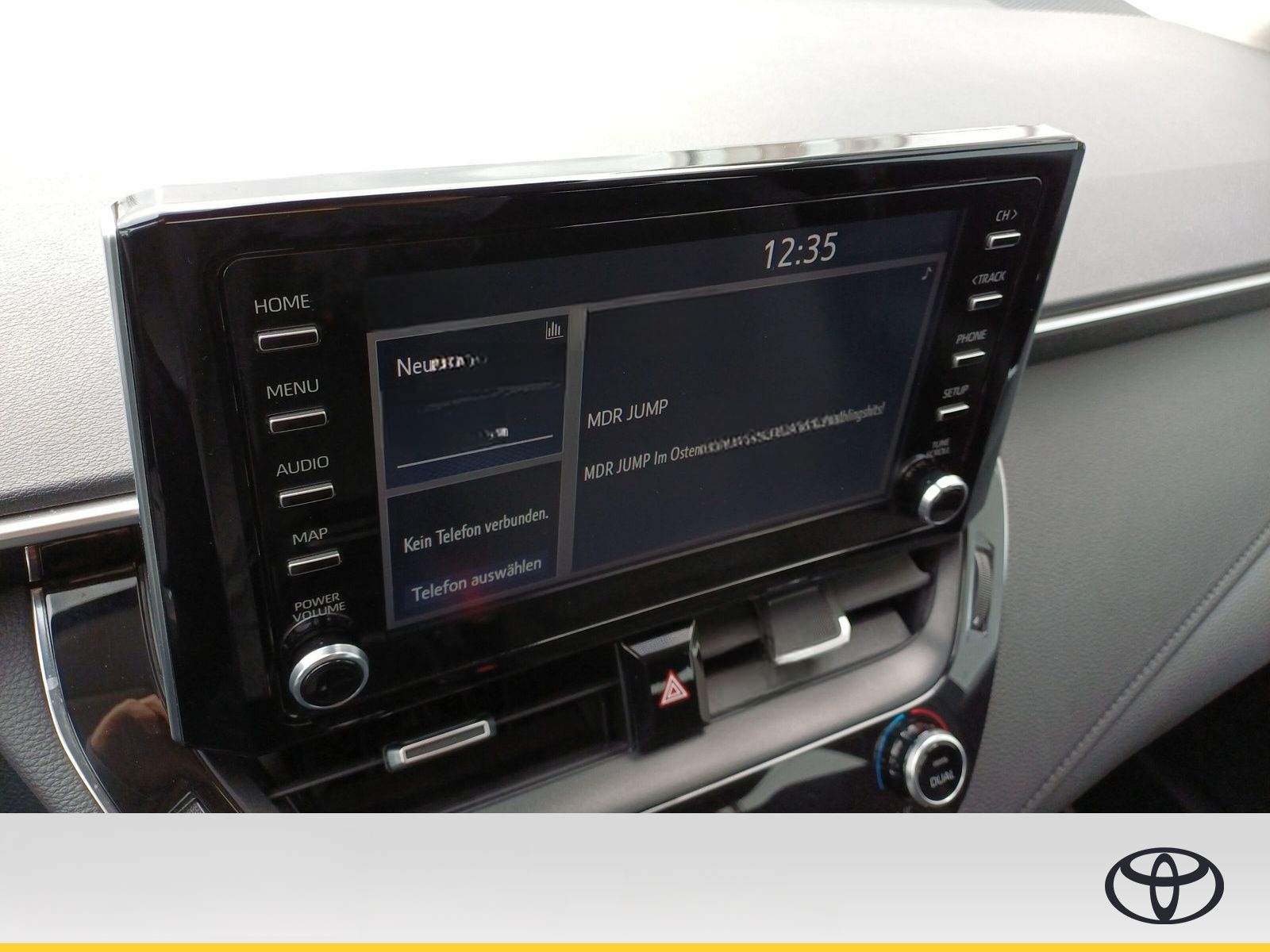 Toyota Corolla 1.6 Multidrive /Automatik Premium Lim foto 11