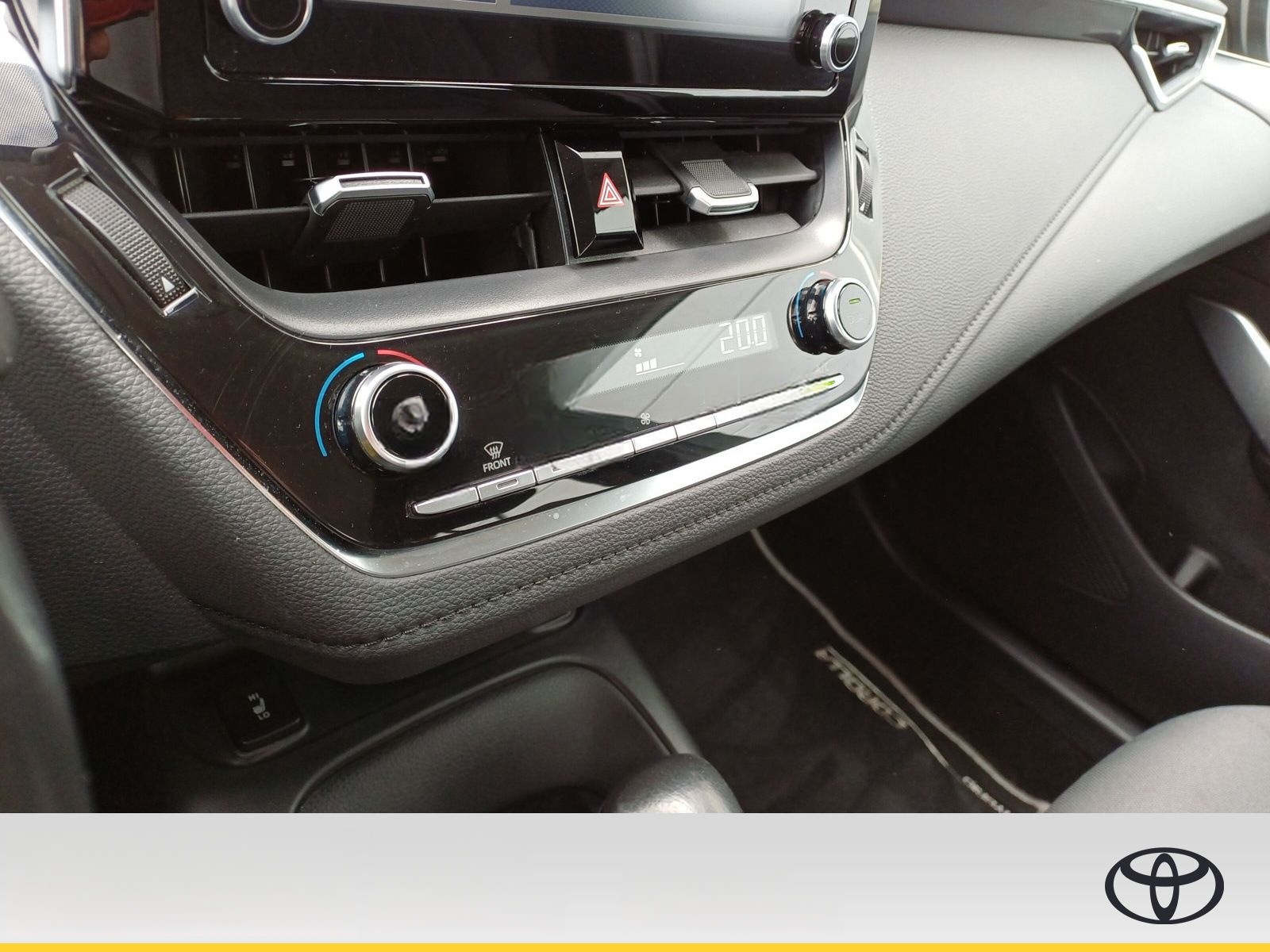 Toyota Corolla 1.6 Multidrive /Automatik Premium Lim foto 13