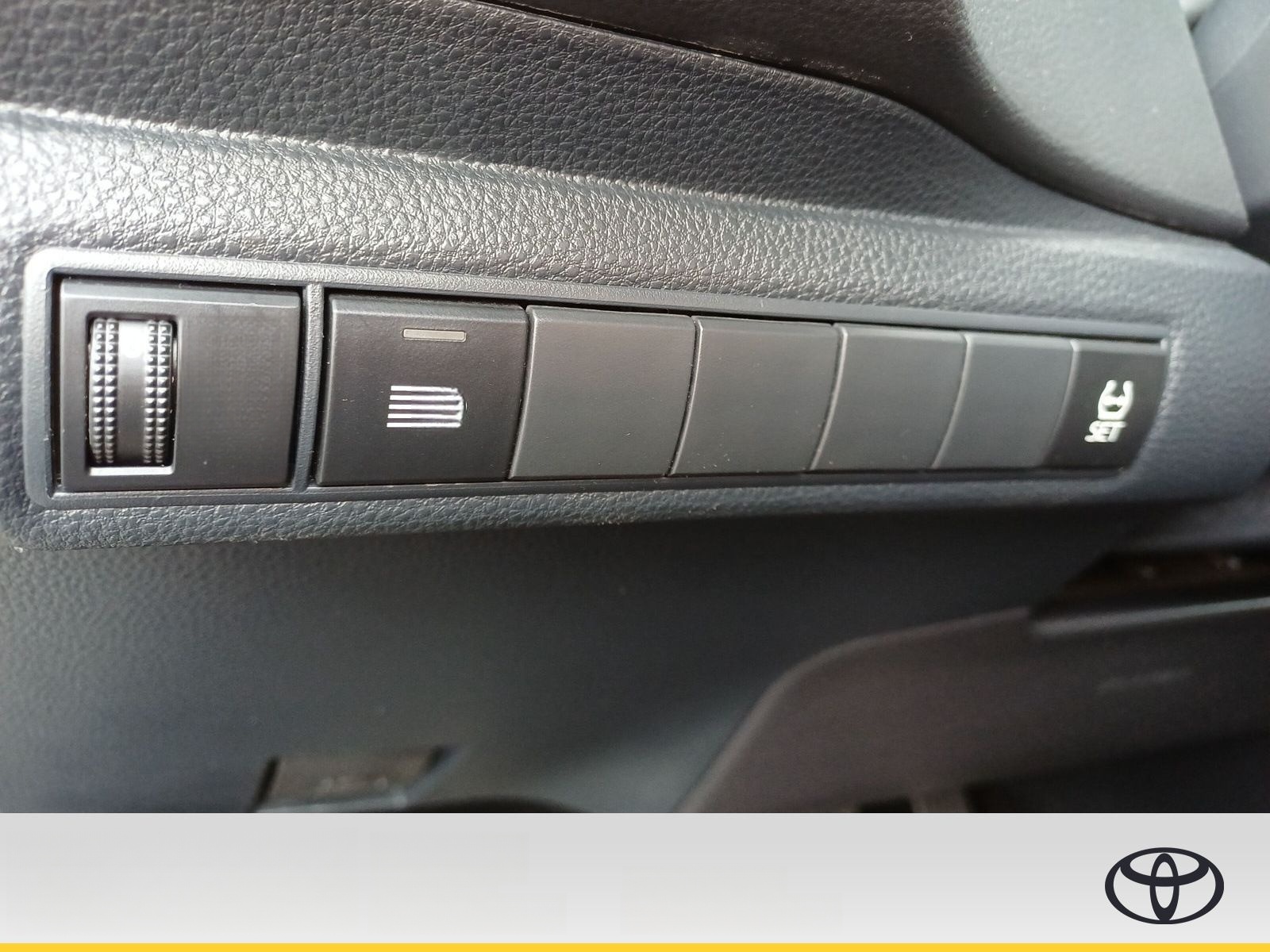 Toyota Corolla 1.6 Multidrive /Automatik Premium Lim foto 17