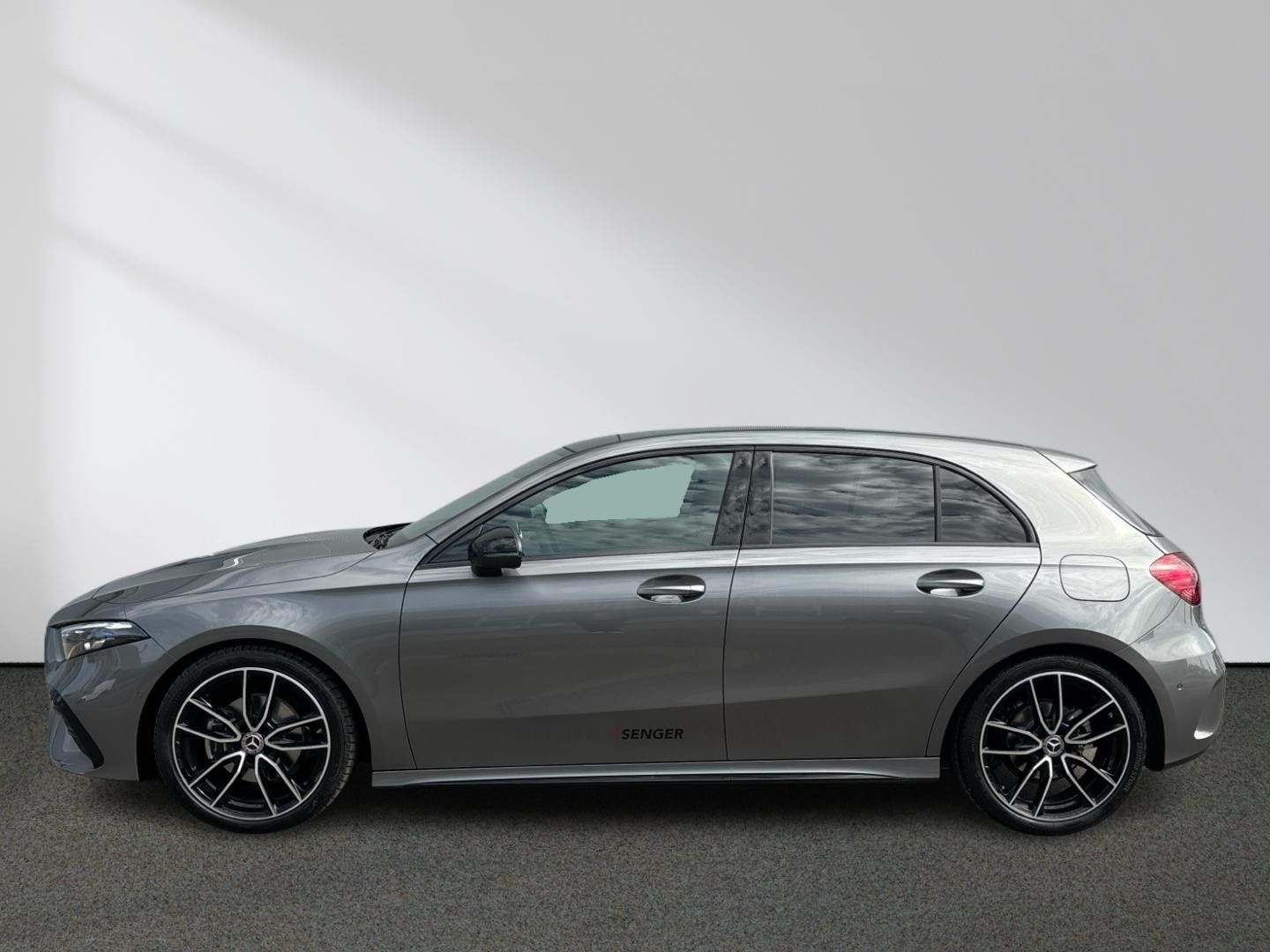 Mercedes-Benz A 200 d AMG Special Edition Night Pano Ambiente foto 3