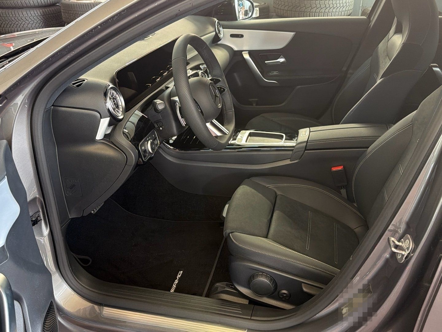 Mercedes-Benz A 200 d AMG Special Edition Night Pano Ambiente foto 12