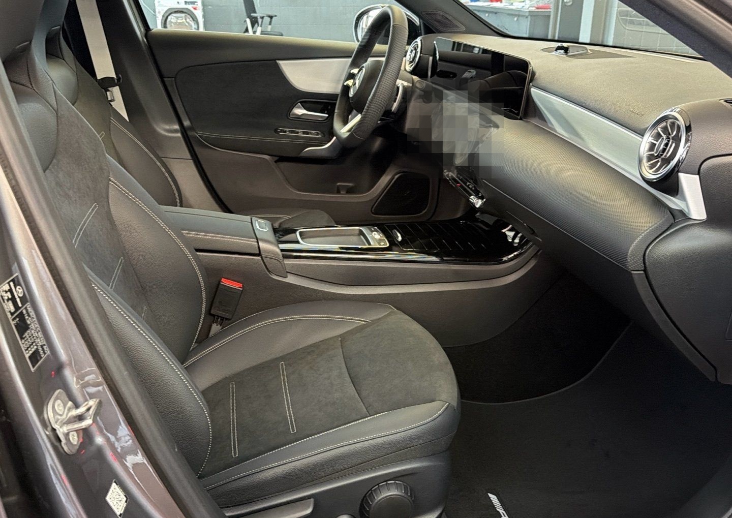 Mercedes-Benz A 200 d AMG Special Edition Night Pano Ambiente foto 13