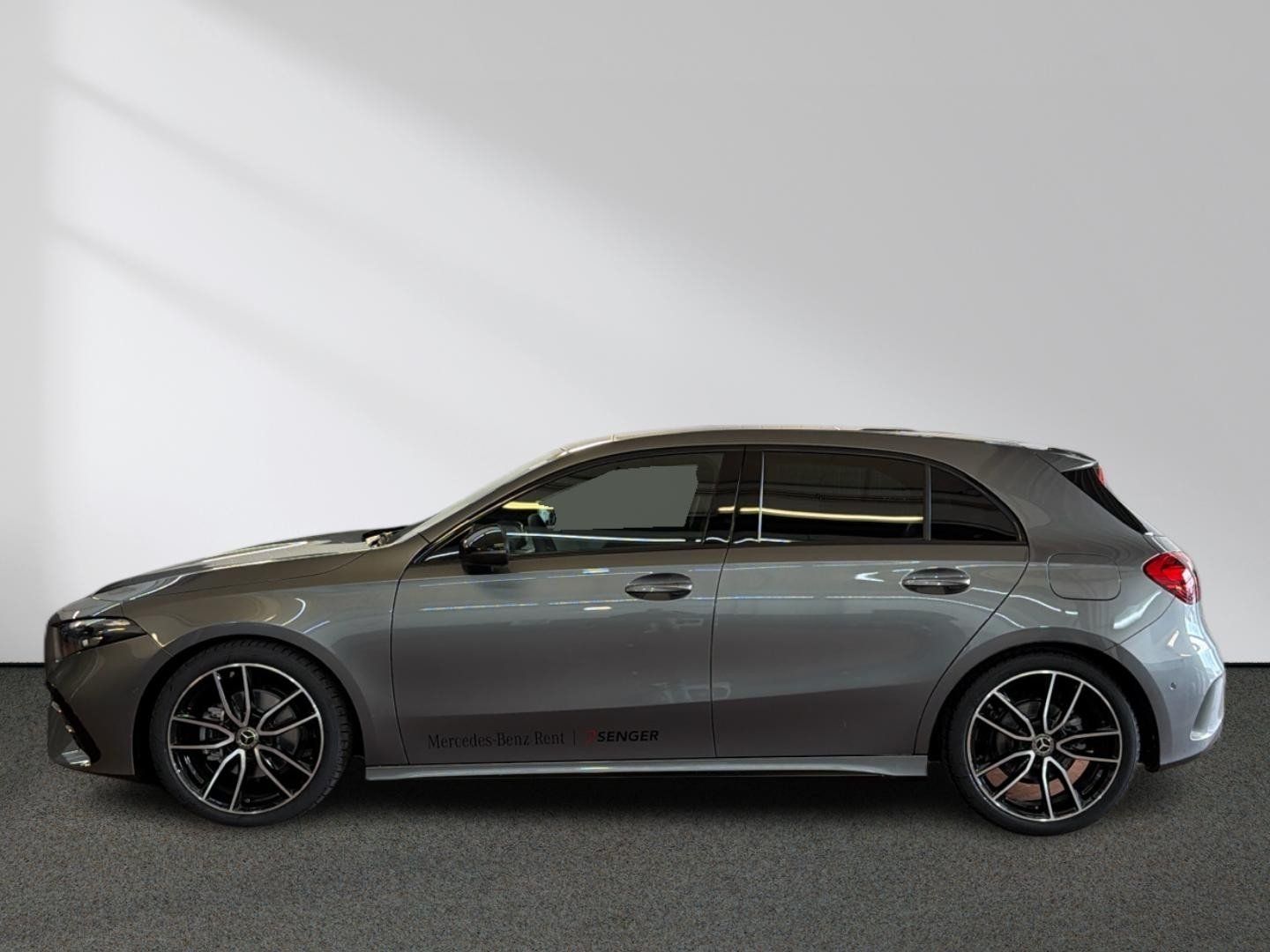Mercedes-Benz A 200 d AMG Special Edition Night Pano Ambiente foto 3
