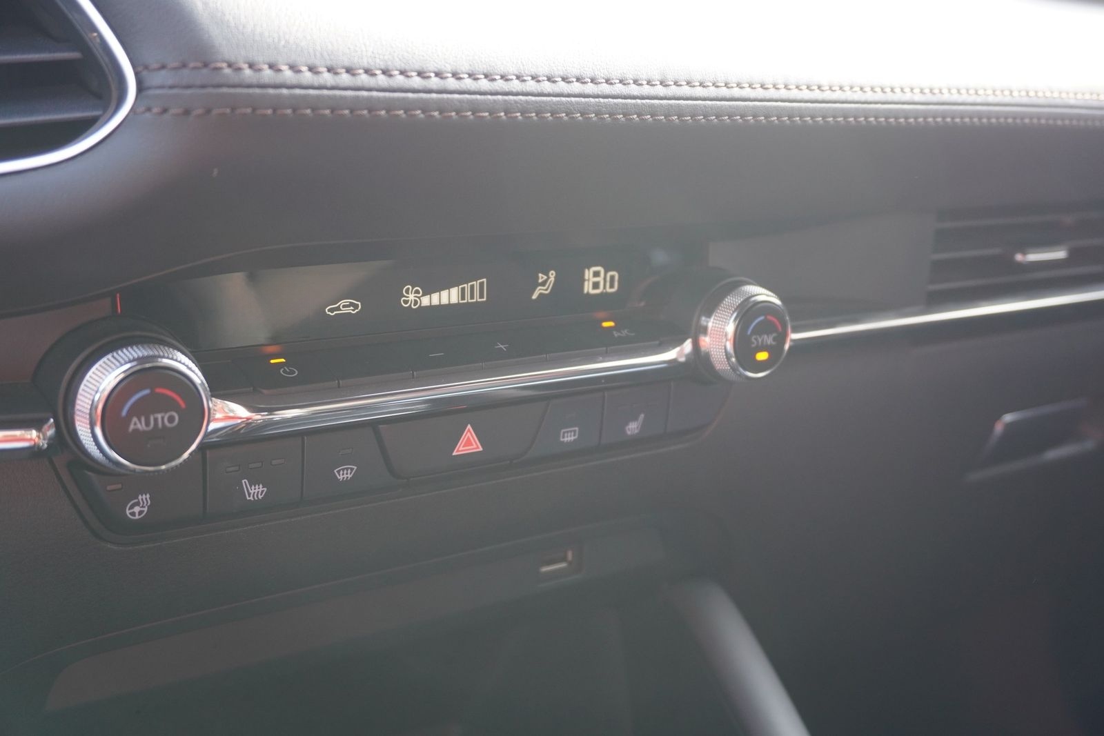 Mazda 3 2.0 M-Hybrid LED Navi ACC Android Apple Kamera foto 25