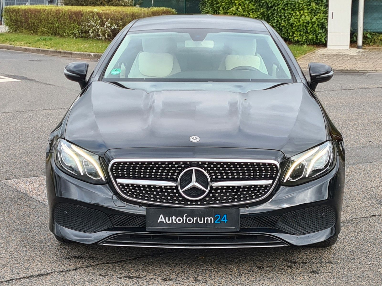 Mercedes-Benz E Coupe E 300*Autom.*Navi*RFK*Tempo* foto 8