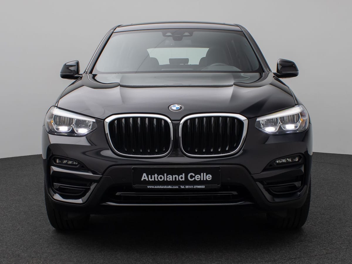 BMW X3 xD30i Panorama Kamera DAB HiFi Komfort 20Zoll foto 2