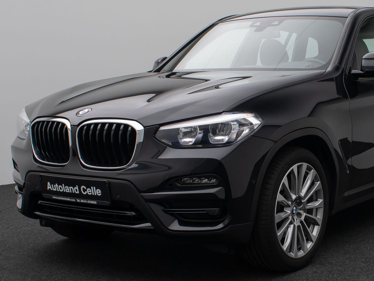 BMW X3 xD30i Panorama Kamera DAB HiFi Komfort 20Zoll foto 16