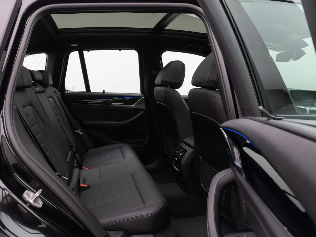 BMW X3 xD30i Panorama Kamera DAB HiFi Komfort 20Zoll foto 25