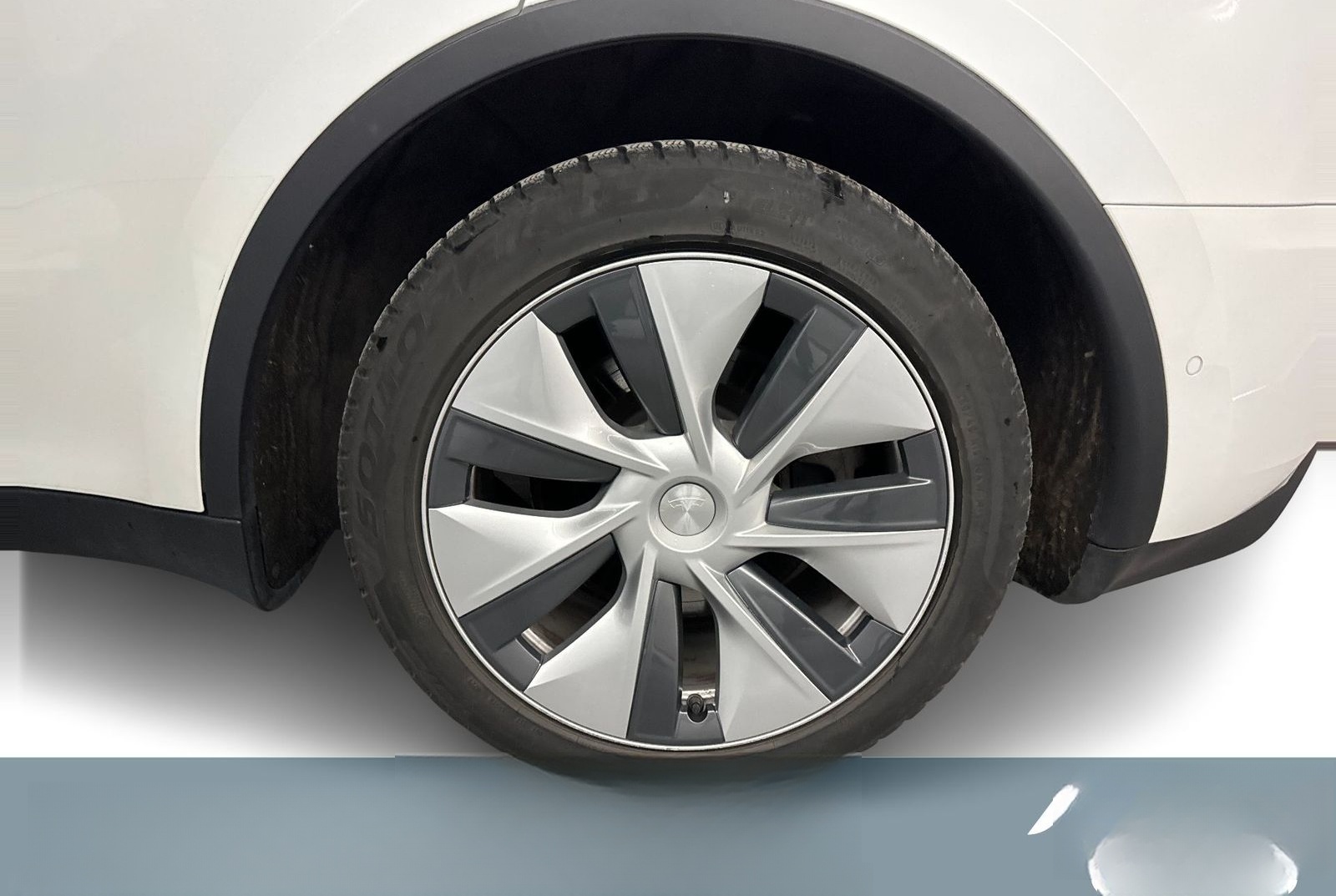 Tesla Model Y Long Range Dual Motor AWD foto 7