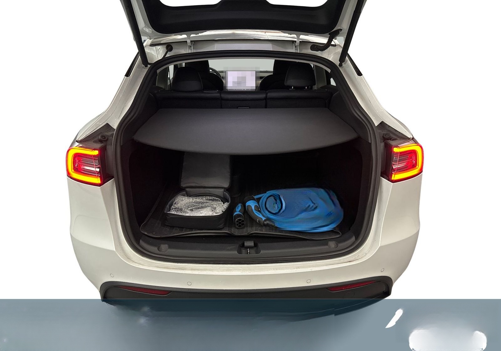Tesla Model Y Long Range Dual Motor AWD foto 8