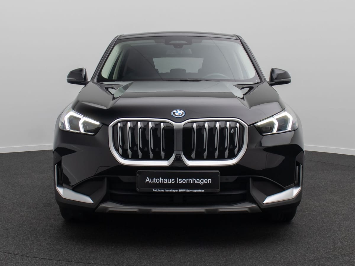 BMW iX1 xD30 Panorama 360° HUD DAB H/K Komfort Sport foto 2