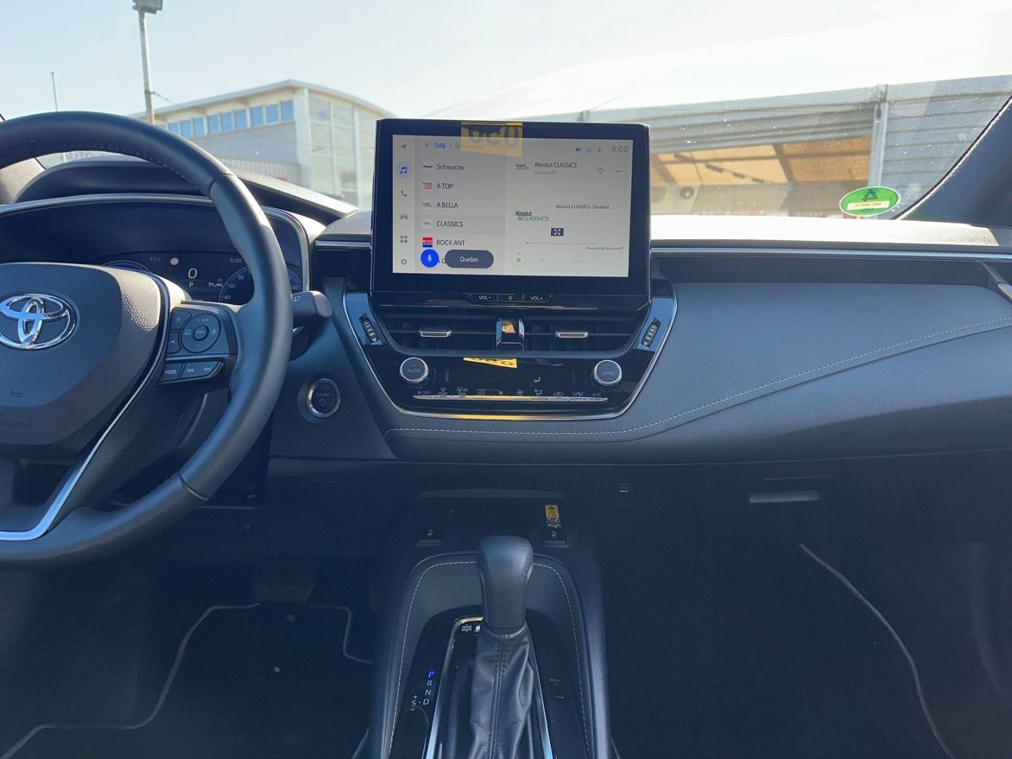 Toyota Corolla Touring Sports Hybrid Team D Navi LED AC foto 12