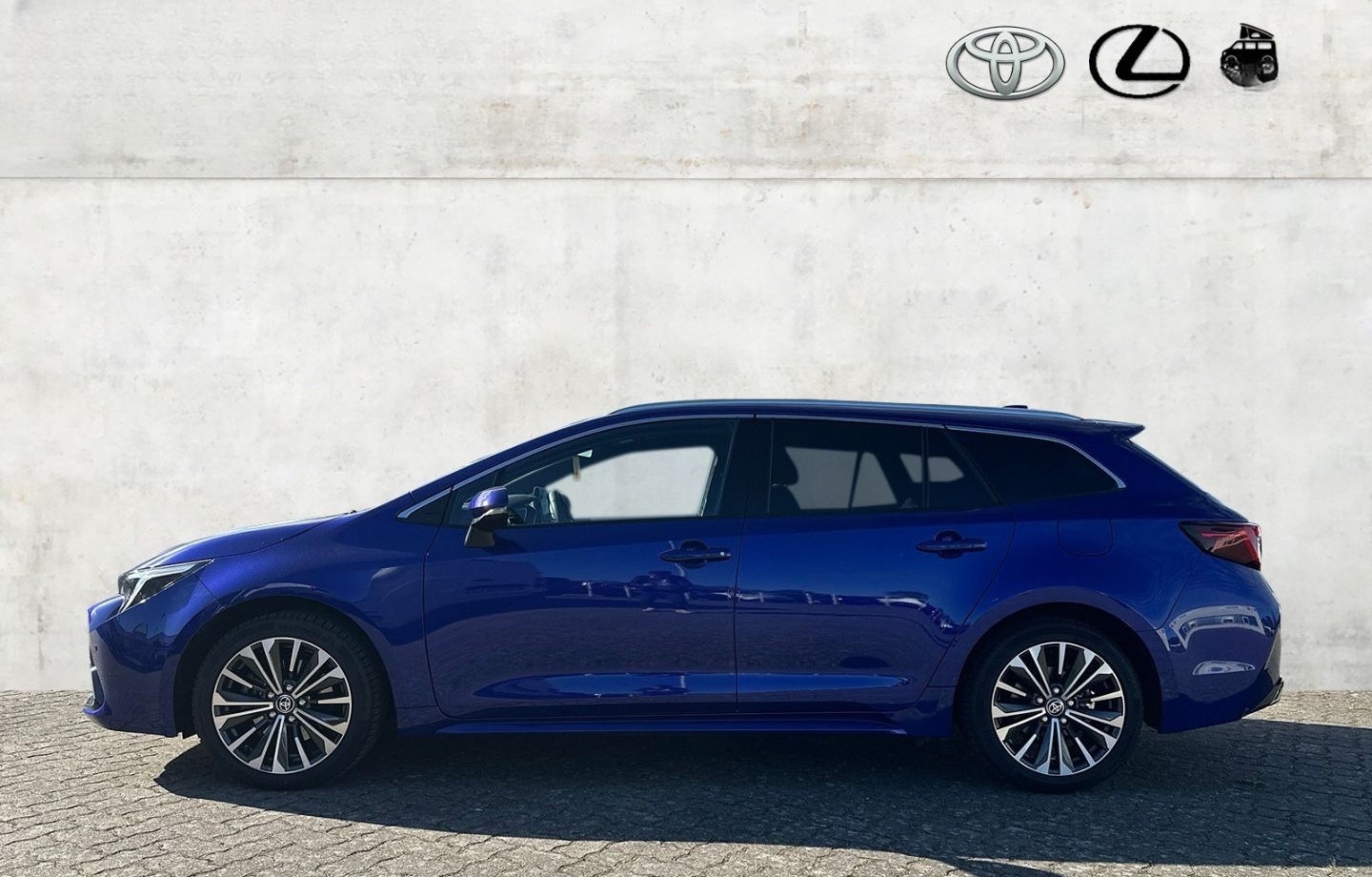 Toyota Corolla Touring Sports Hybrid Team D Navi LED AC foto 3
