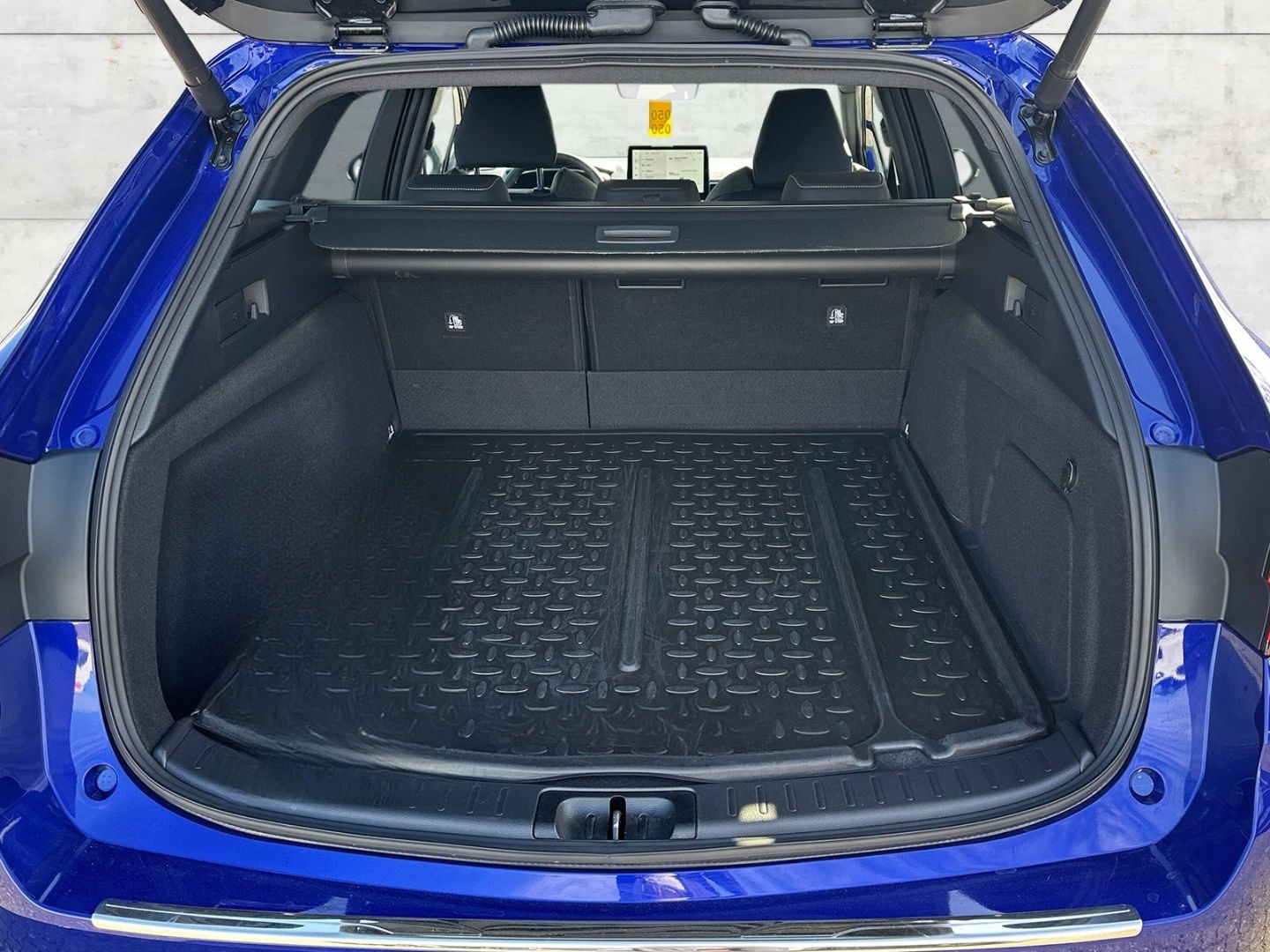 Toyota Corolla Touring Sports Hybrid Team D Navi LED AC foto 8