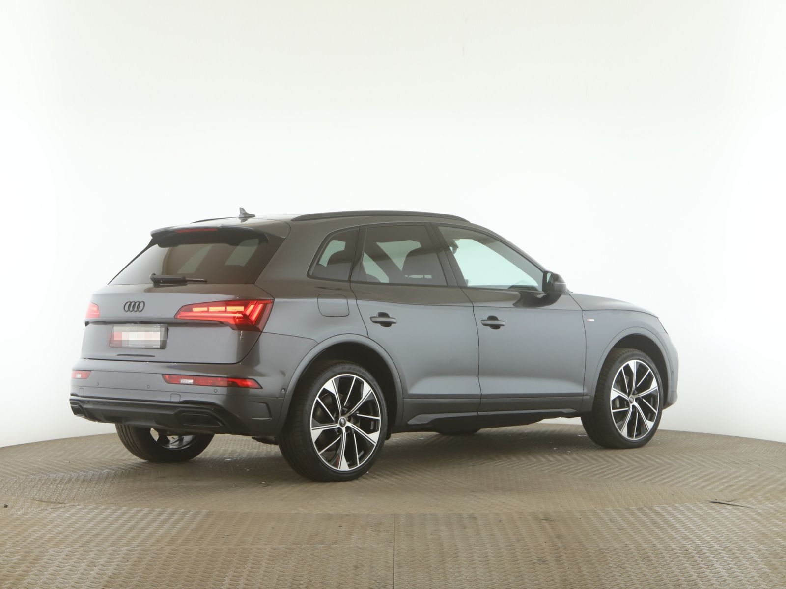 Audi Q5 55 TFSIe quattro S line Pano+AHK+Matrix+B&O+R foto 7