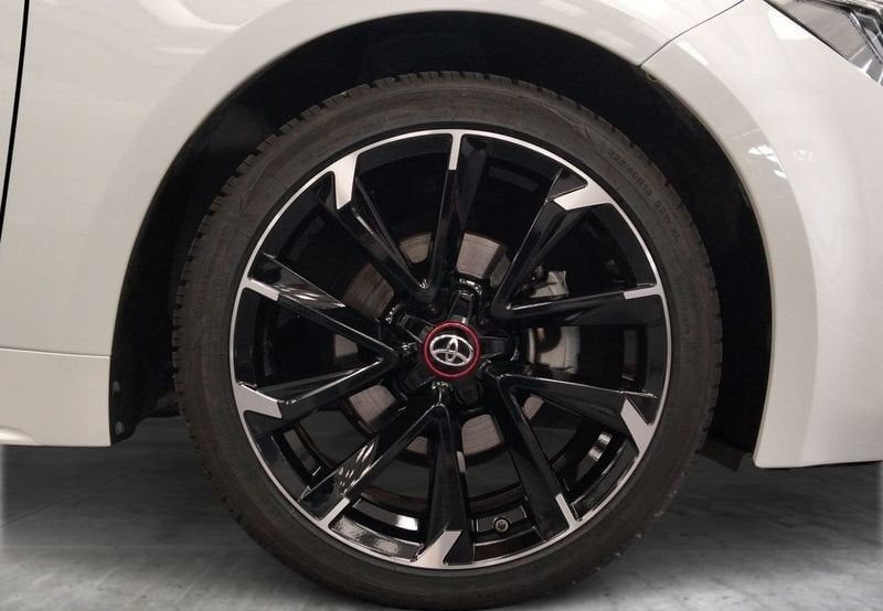 Toyota Corolla 1.8 Hybrid GR SPORT foto 14