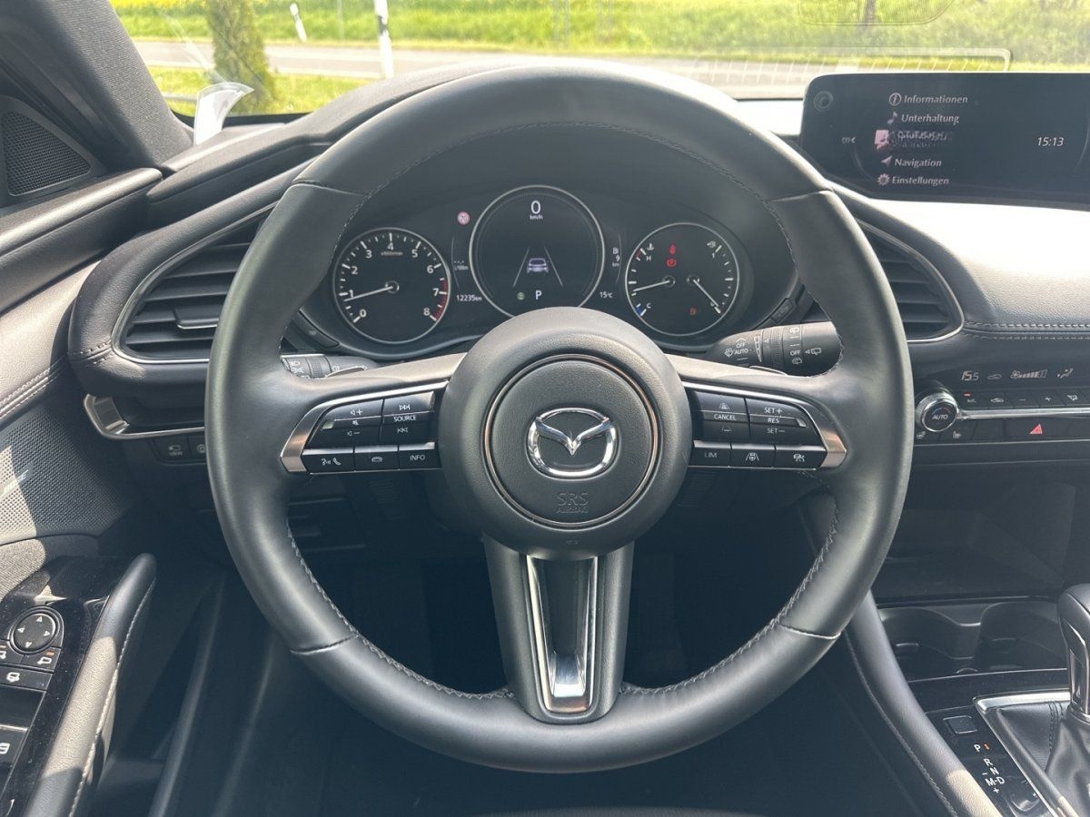 Mazda 3 Exclusive Matrix BOSE Freisprech Lenkradheizg  foto 21