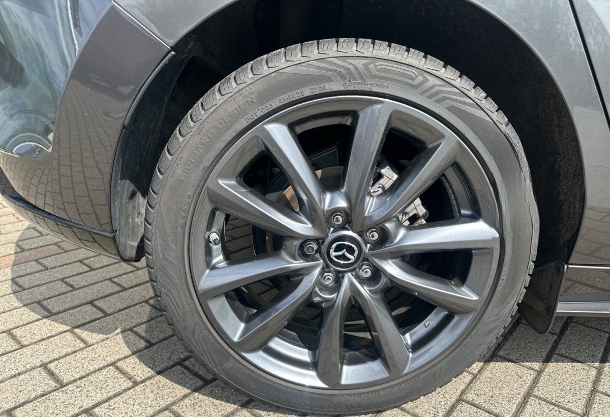 Mazda 3 Exclusive Matrix BOSE Freisprech Lenkradheizg  foto 25