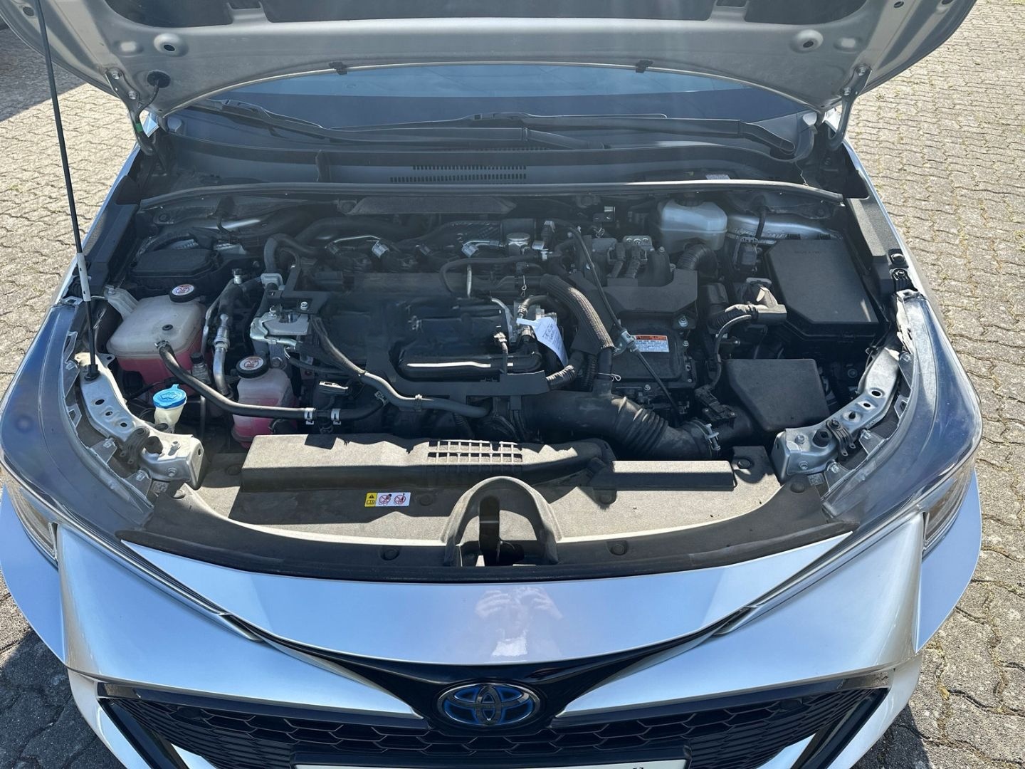 Toyota Corolla Hybrid Club LED ACC Mehrzonenklima DAB S foto 7