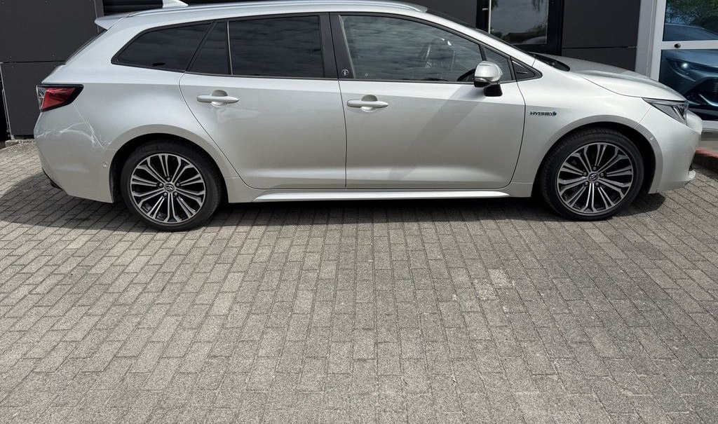 Toyota Corolla Touring Sports 2.0 Hybrid Team Deutschla foto 15