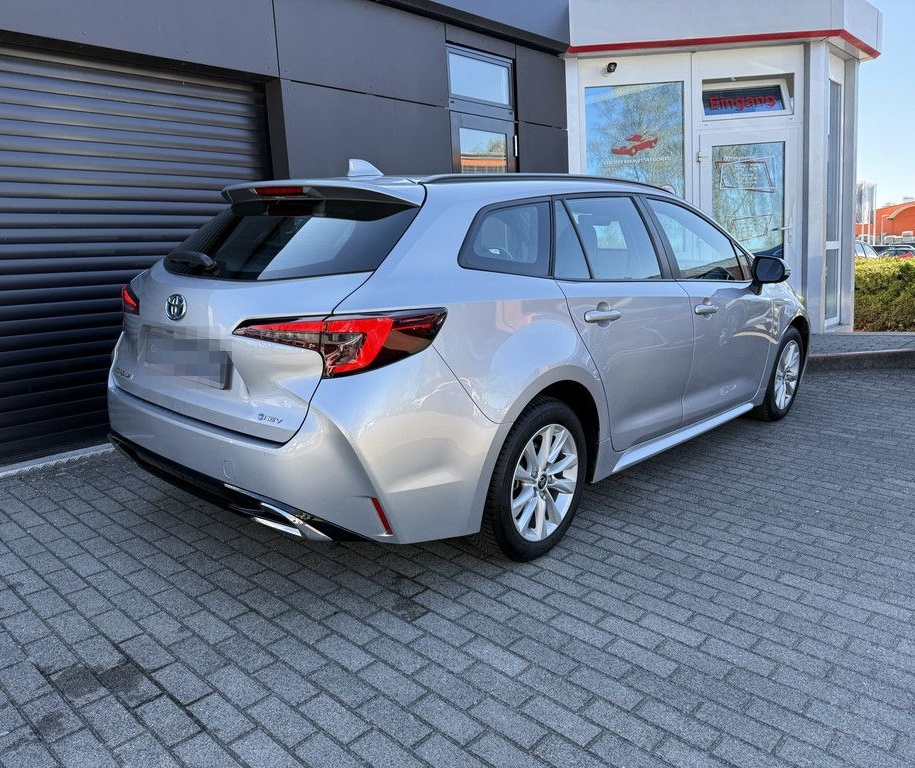 Toyota Corolla Touring Sports 1.8 Hybrid Business Editi foto 14
