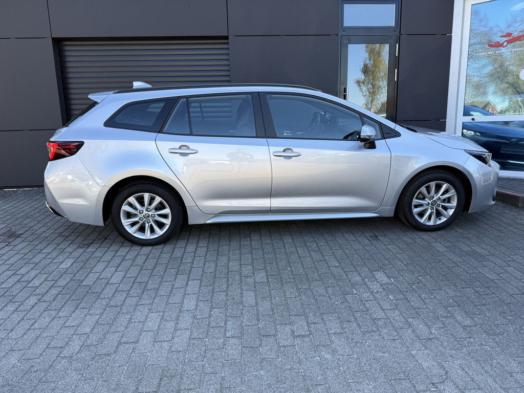 Toyota Corolla Touring Sports 1.8 Hybrid Business Editi foto 15