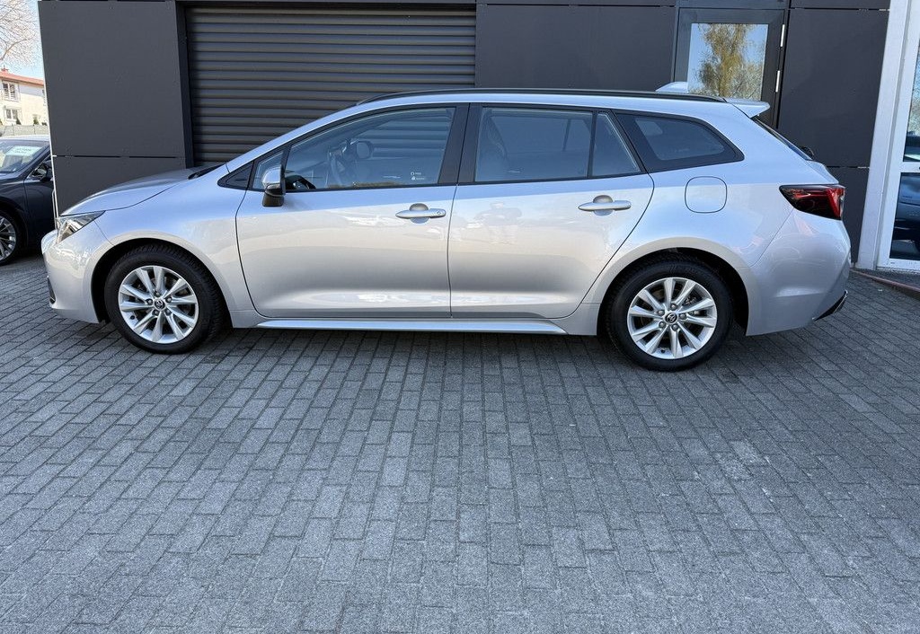 Toyota Corolla Touring Sports 1.8 Hybrid Business Editi foto 3
