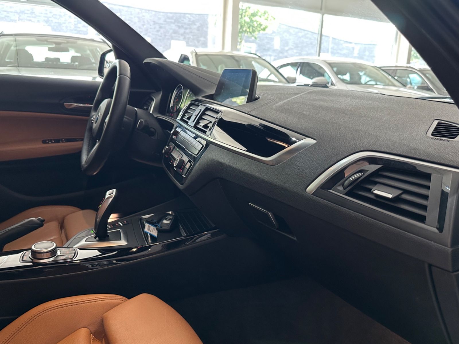 BMW 120i Li,ousine Edition M Sport Shadow*Leder*Navi foto 24