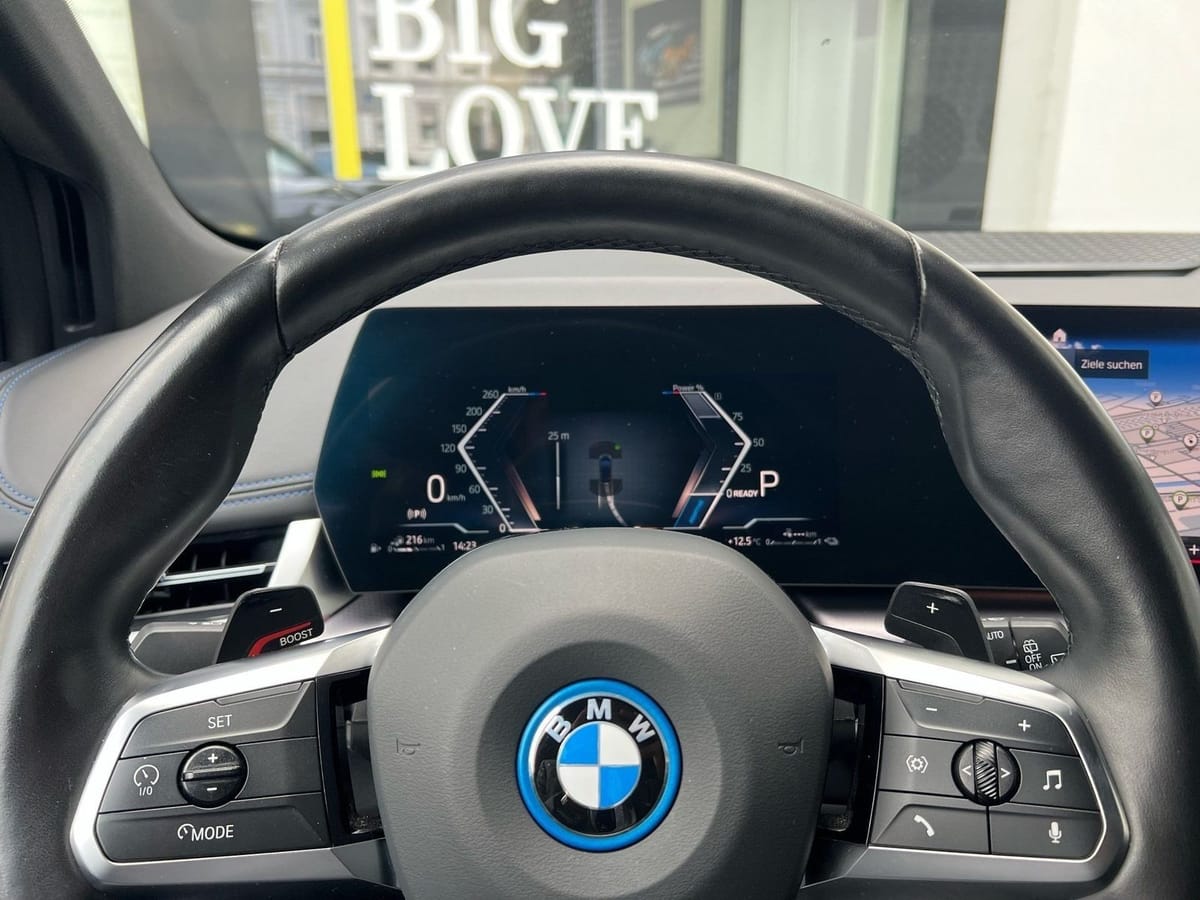 BMW 225e xDrive M Sport AdapLED PA DA+ AHK DAB RFK foto 11