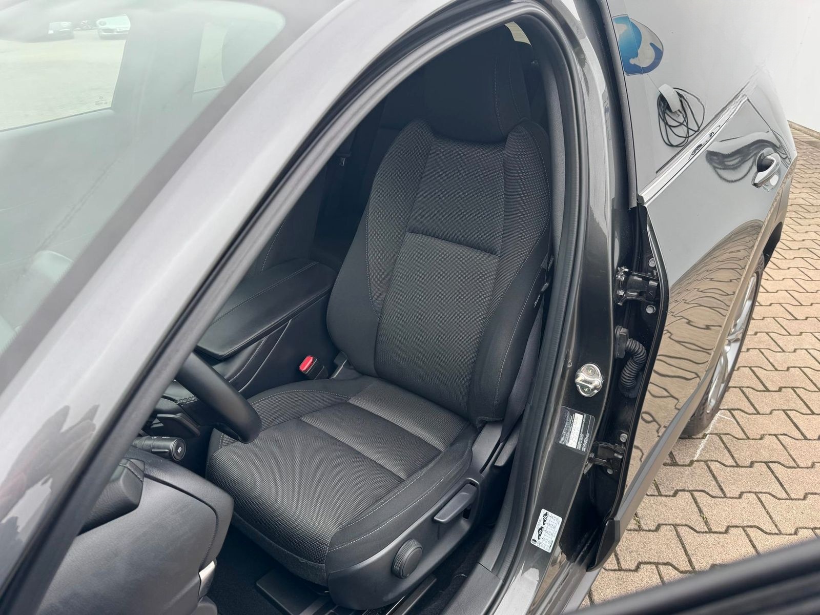 Mazda 3 CX-30 e-SKYACTIV DRIVE SELECTION AUTOM. MAT... foto 25