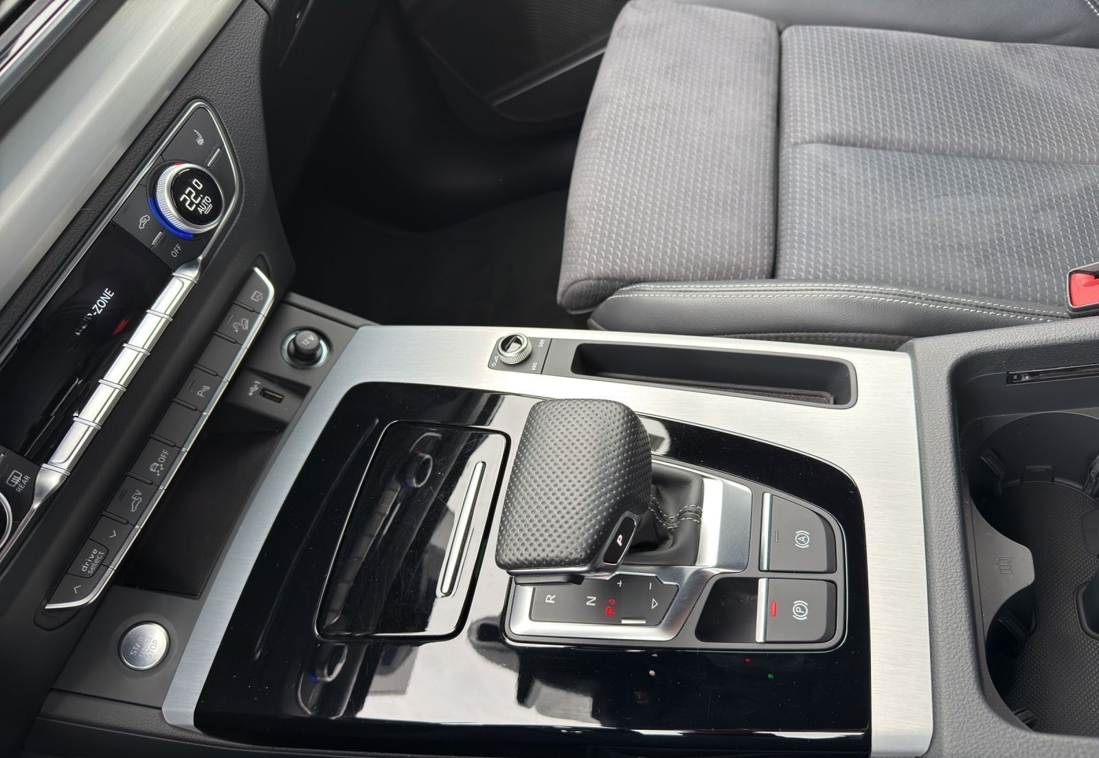 Audi Q5 55 TFSIe Q 2x S LINE AHK PANO KAMERA BuO PDC foto 12