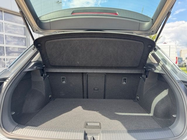 Volkswagen T-Roc 1.0 TSI Style Navi,AHK,Pano foto 16