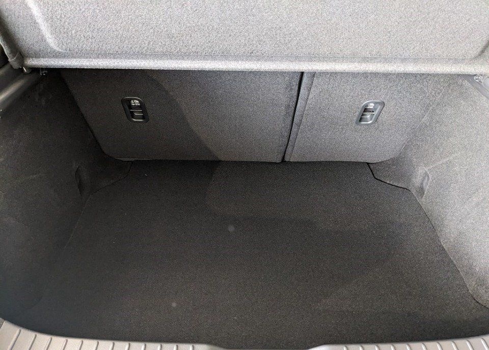 Mazda 3 2.5l (140PS) Takumi Leder Bose 360°Kamera 1.Ha foto 17