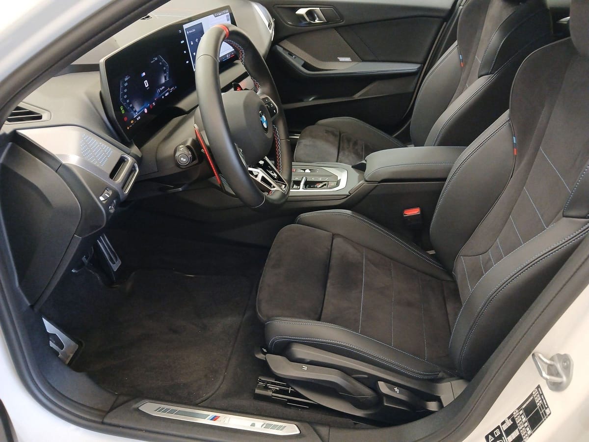 BMW M135 xDrive Head-Up LiCoProf HiFi h/k DA+ PA+ foto 7