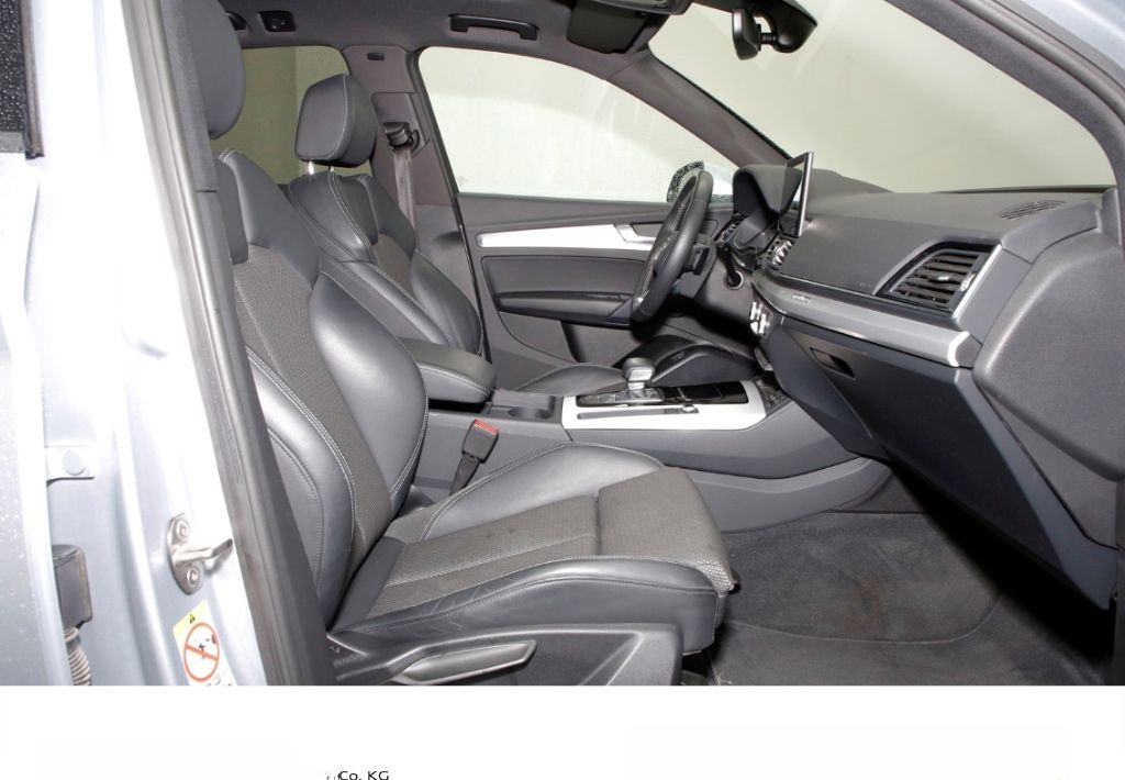 Audi Q5 50 TFSI e quattro 2x S-line Pano TopView foto 8