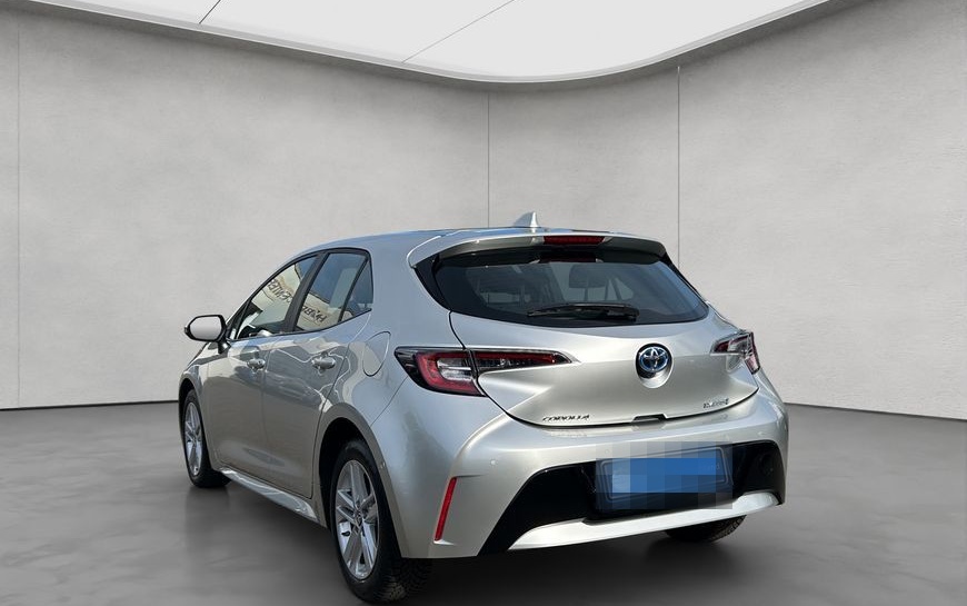 Toyota Corolla 1.8 Hybrid, 5-türig foto 3