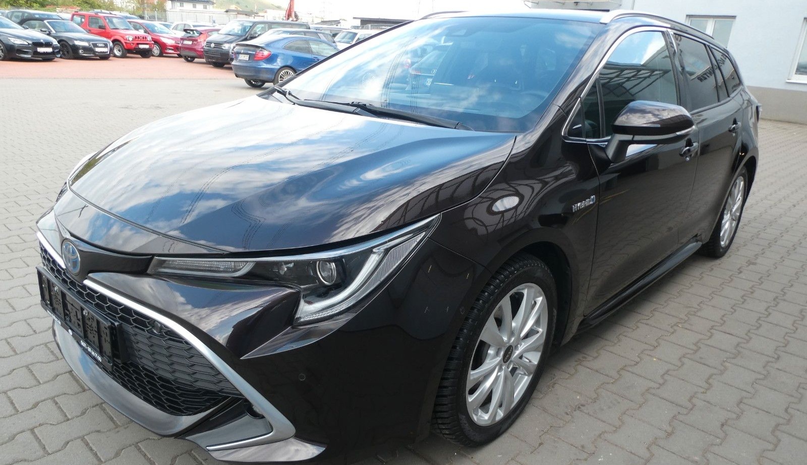 Toyota Corolla Touring Sports Hybrid Lounge CAM,BI-LED foto 3