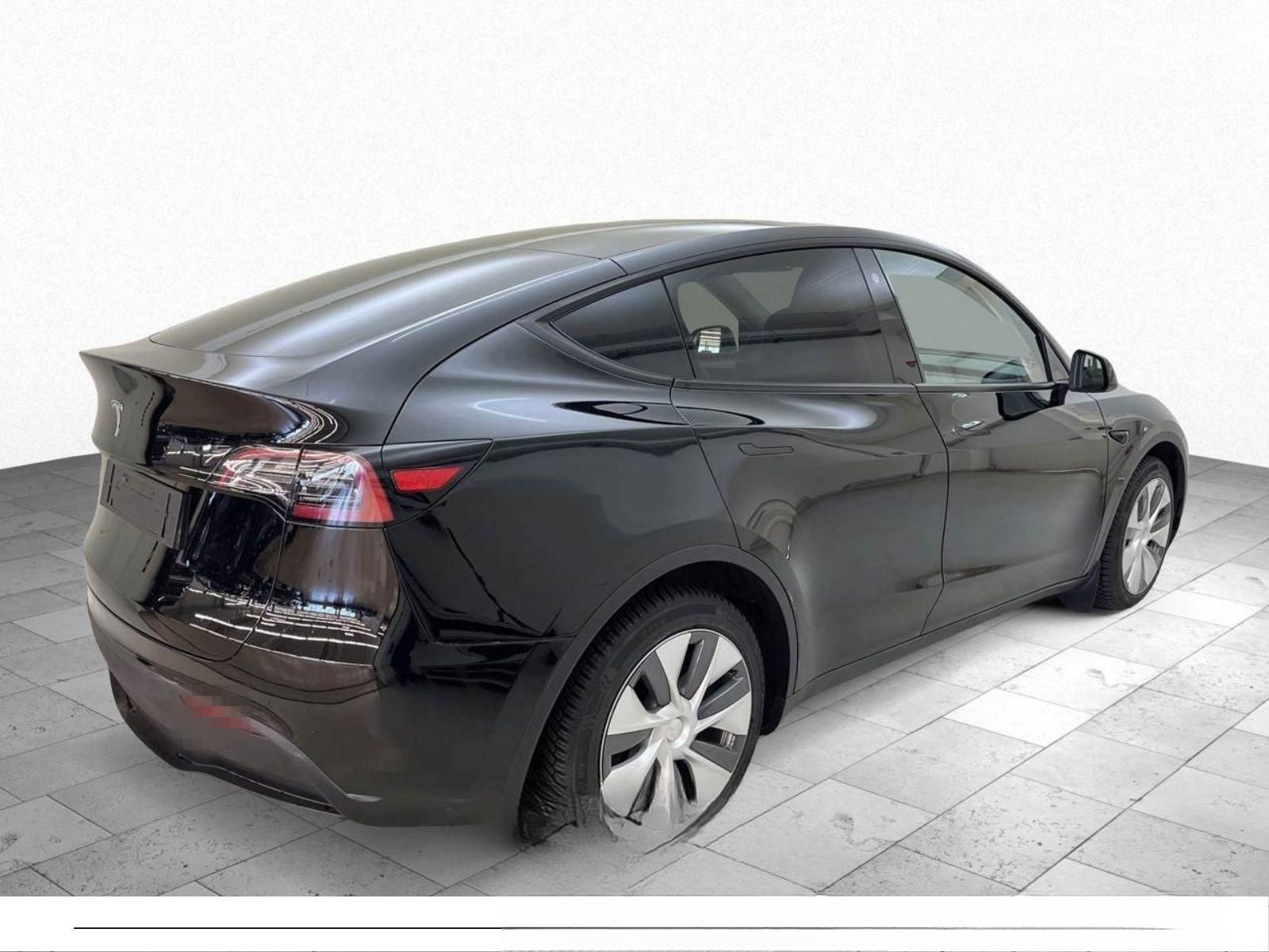Tesla Model Y Long Range Dual AWD 360 Kam Autopilot 3 foto 4