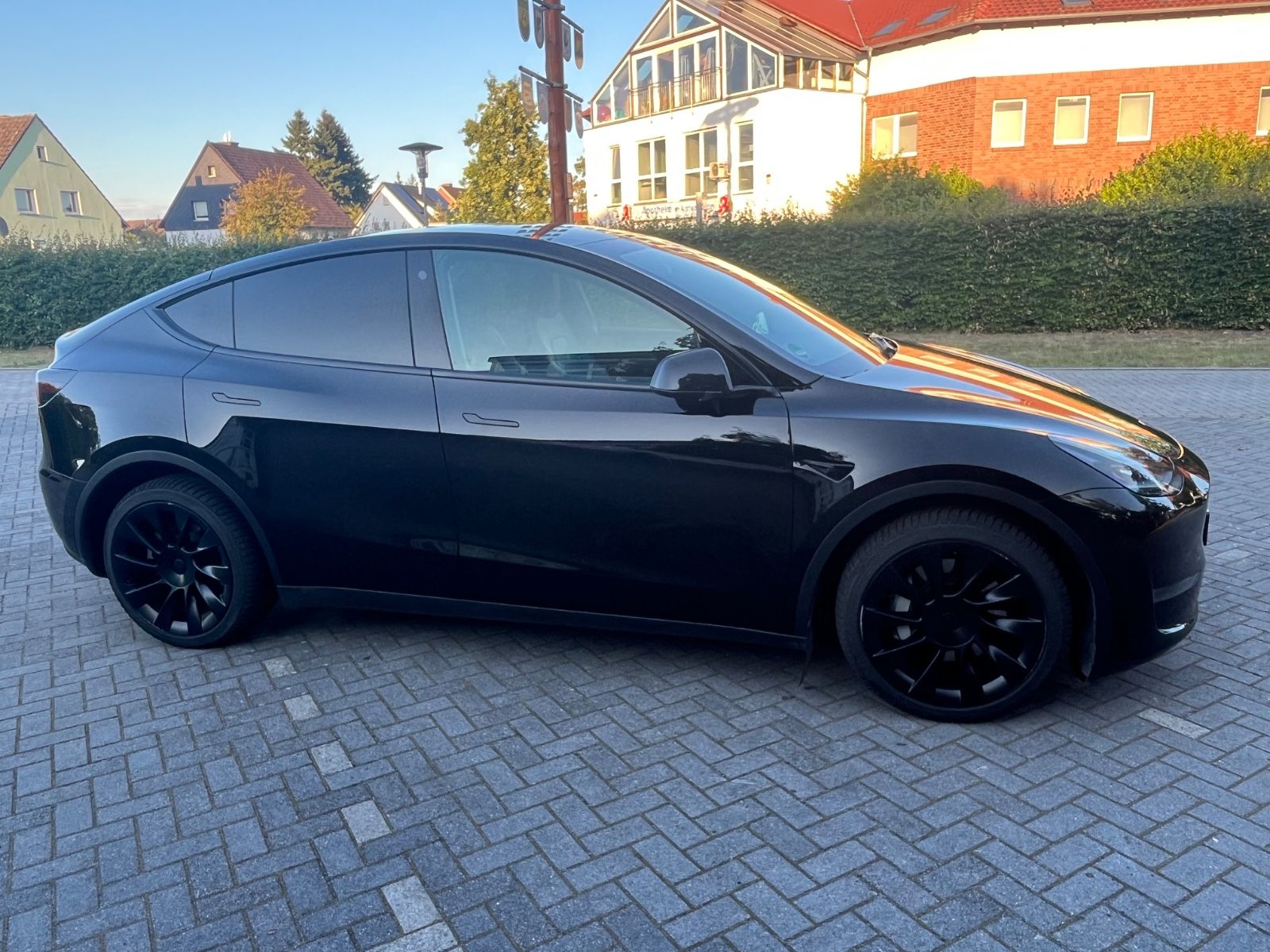 Tesla Model Y Long Range Dual Motor AWD Long Range foto 3