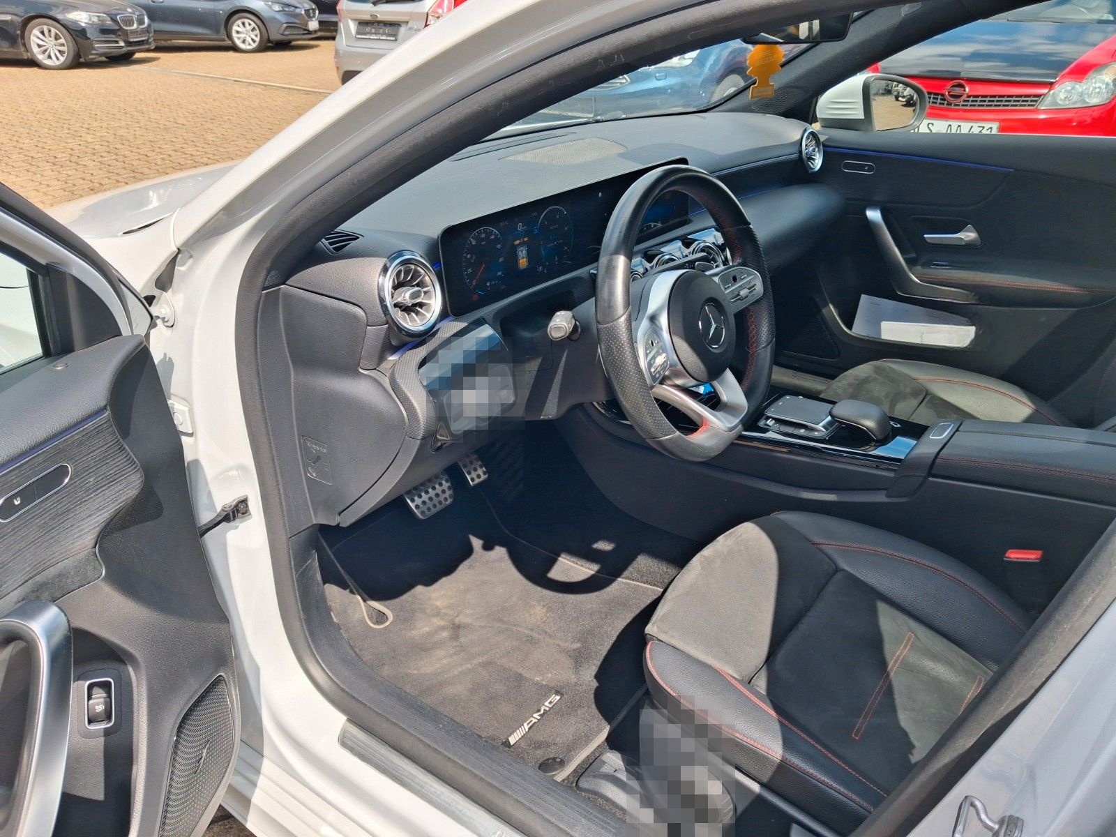 Mercedes-Benz A 200d Limo AMG Navi Pano Alcantara DIG LED foto 10