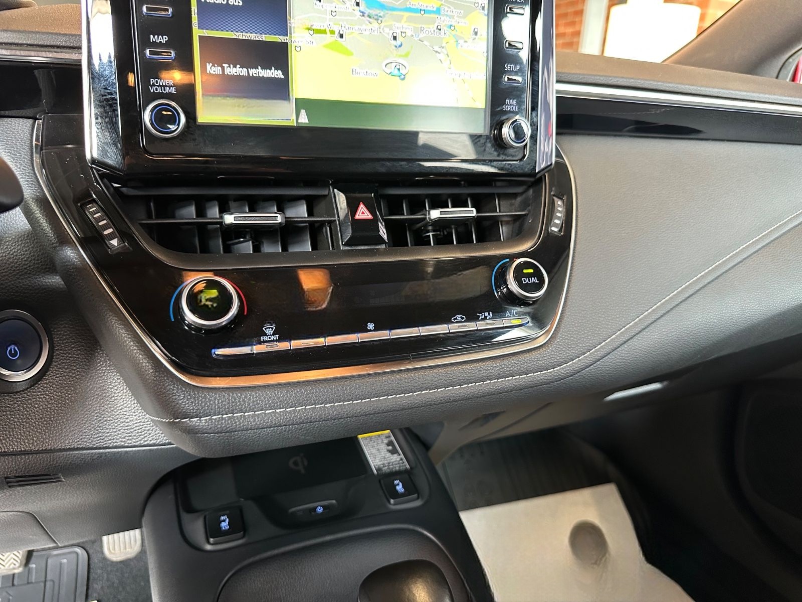 Toyota Corolla Touring Sports Hybrid Team D foto 19